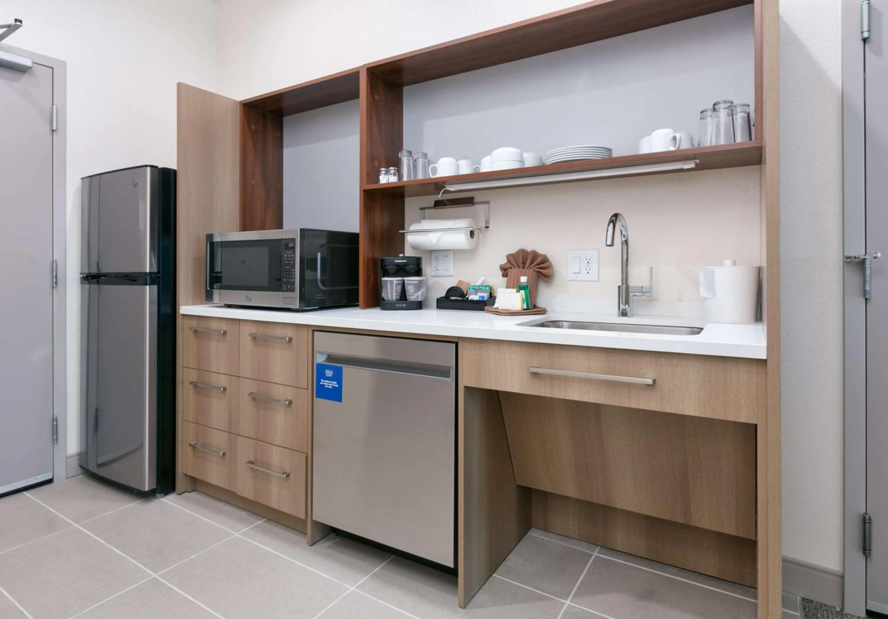 Kitchen or kitchenette in Home2 Suites By Hilton El Campo