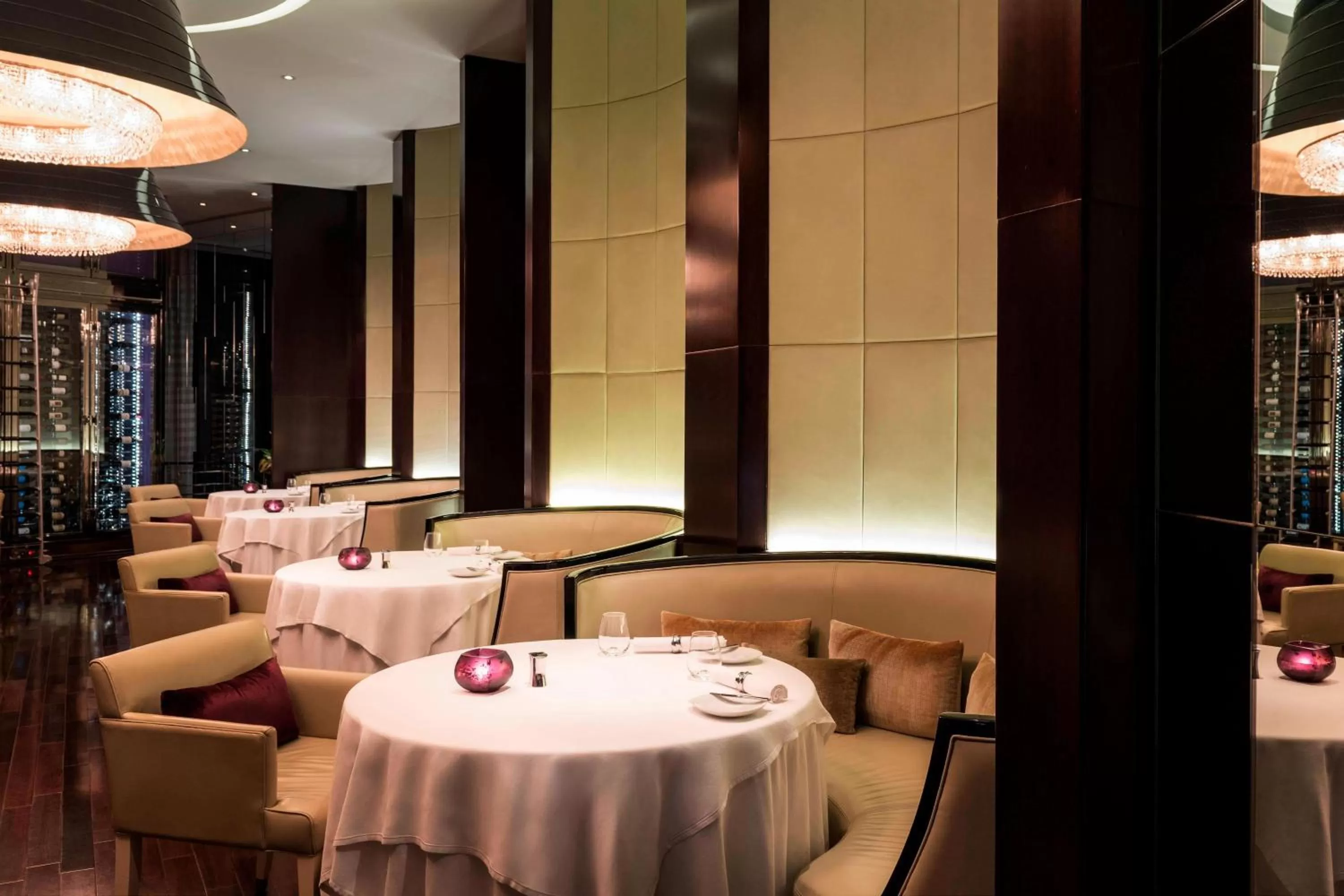 Restaurant/places to eat in Le Royal Meridien Beach Resort & Spa Dubai