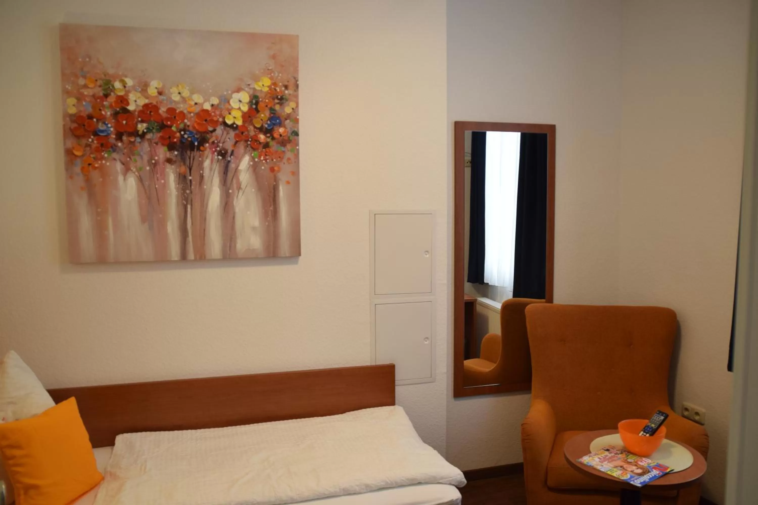 Photo of the whole room, Bed in Hotel Amber Altstadt