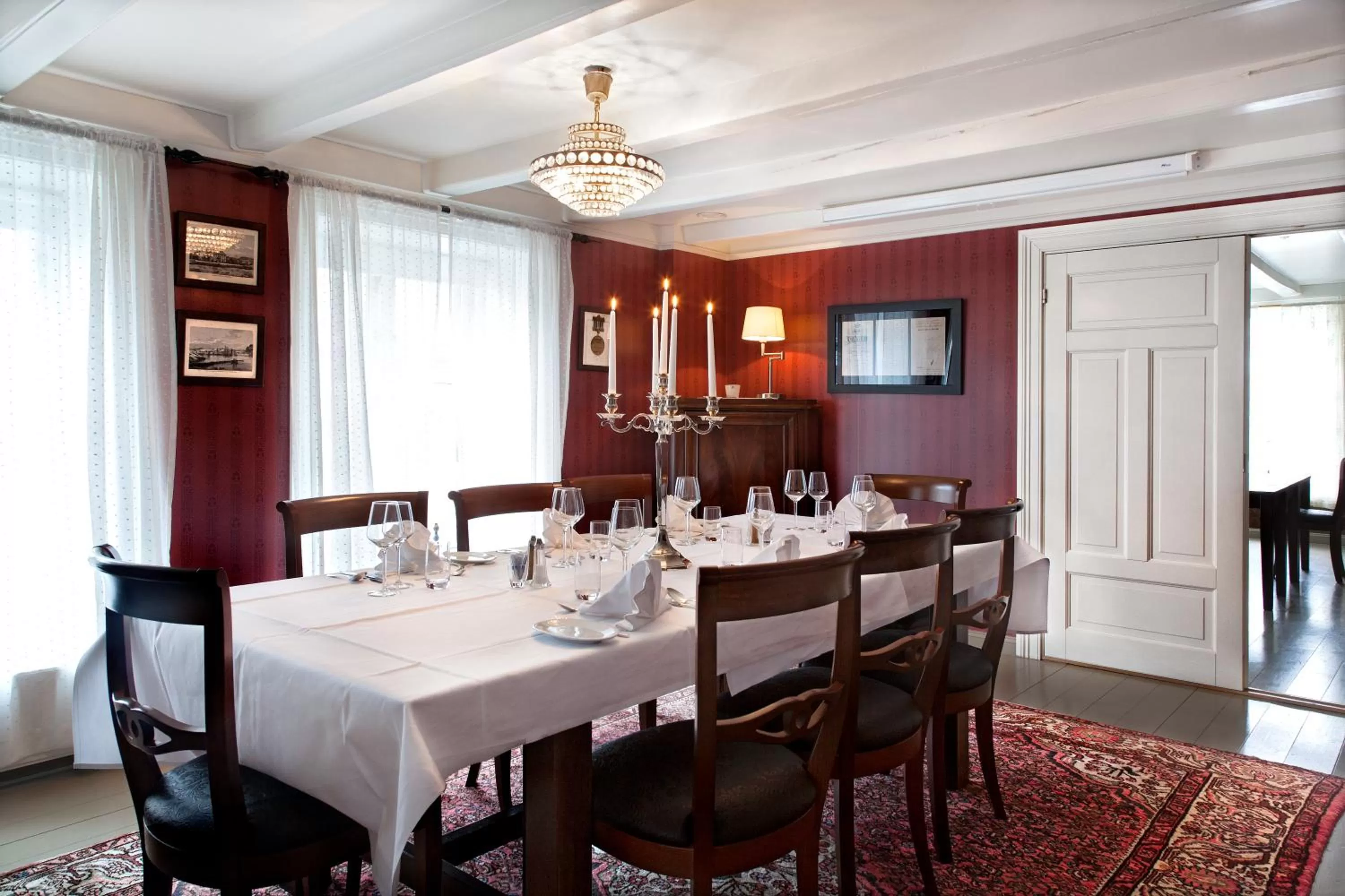 Food and drinks in Hotel Kong Carl - Unike Hoteller