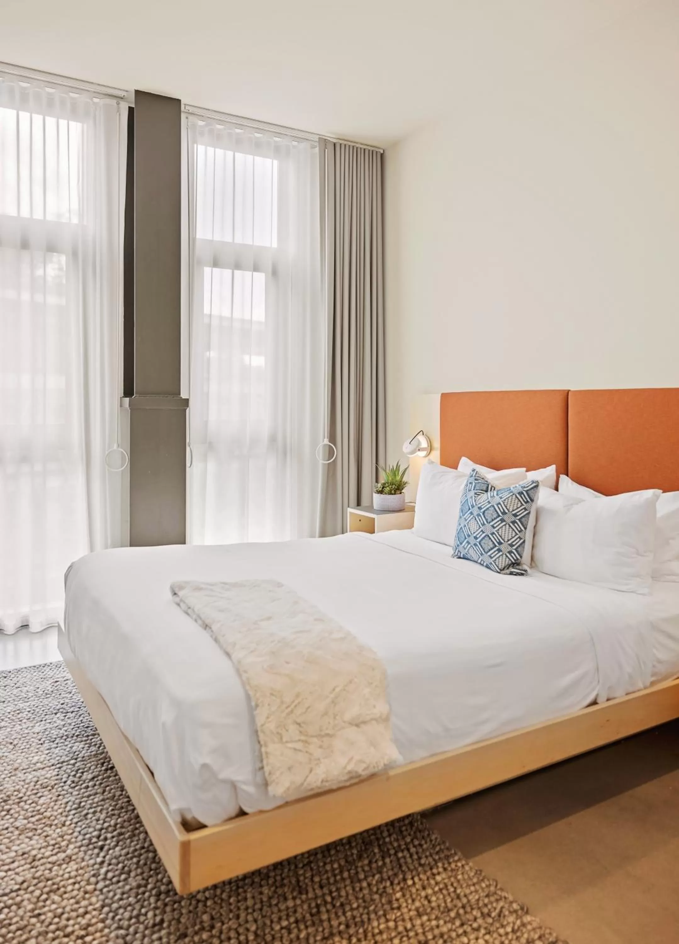 Bedroom, Bed in Placemakr Wedgewood-Houston - South Nashville