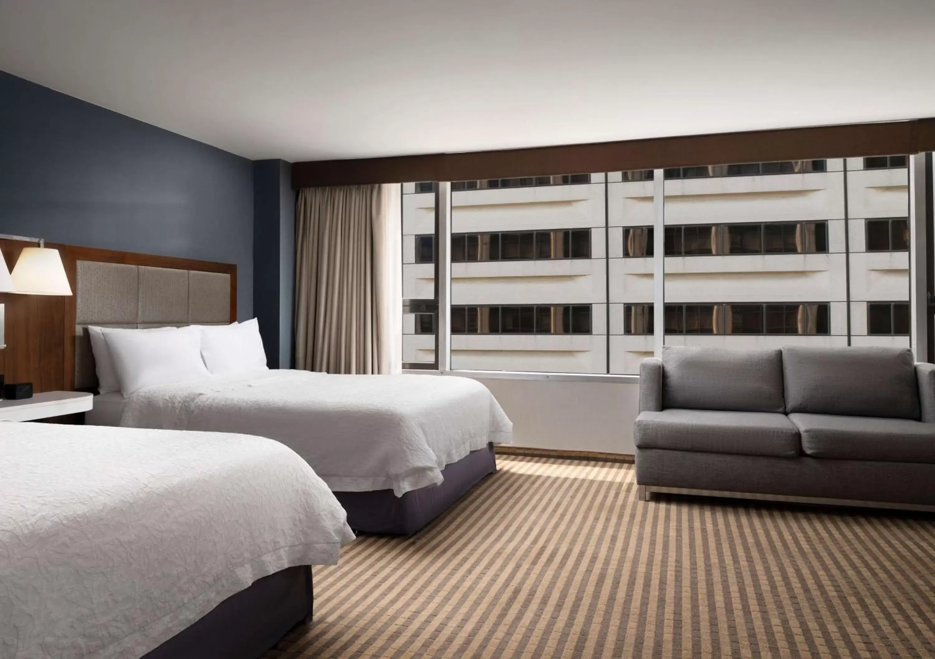Hampton Inn Chicago Downtown/Magnificent Mile Hampton Inn Chicago Downtown/Magnificent Mile