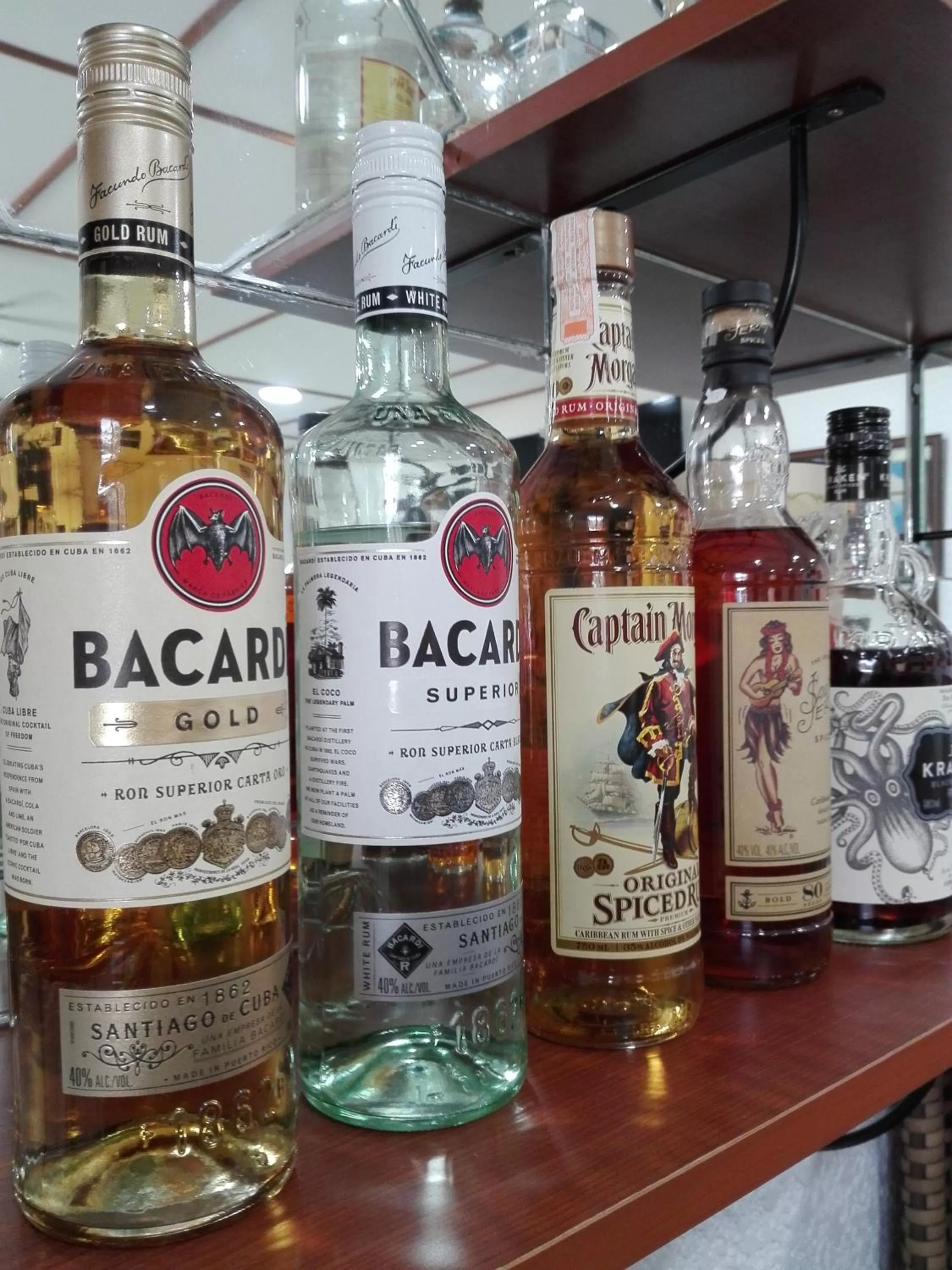 Lounge or bar in Jugalis Hotel and Restaurant