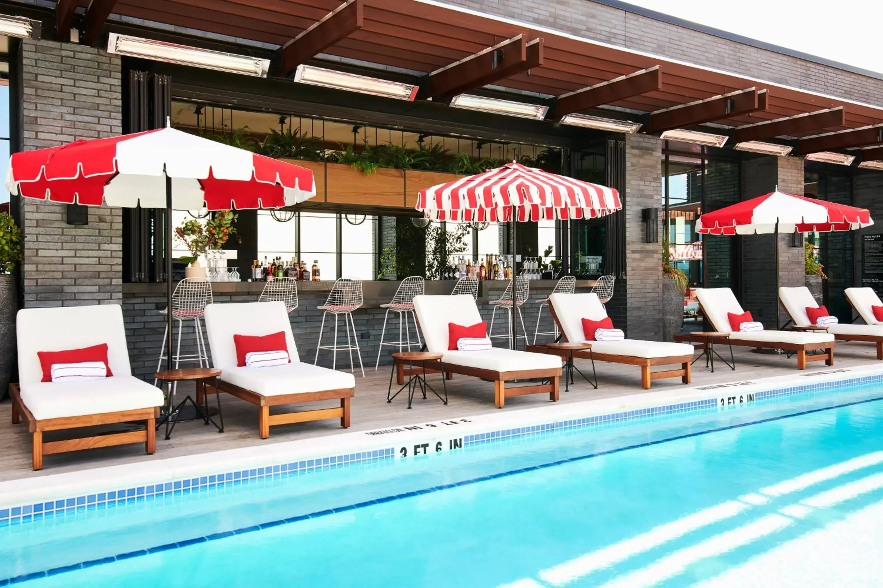 Swimming Pool in Virgin Hotels Nashville