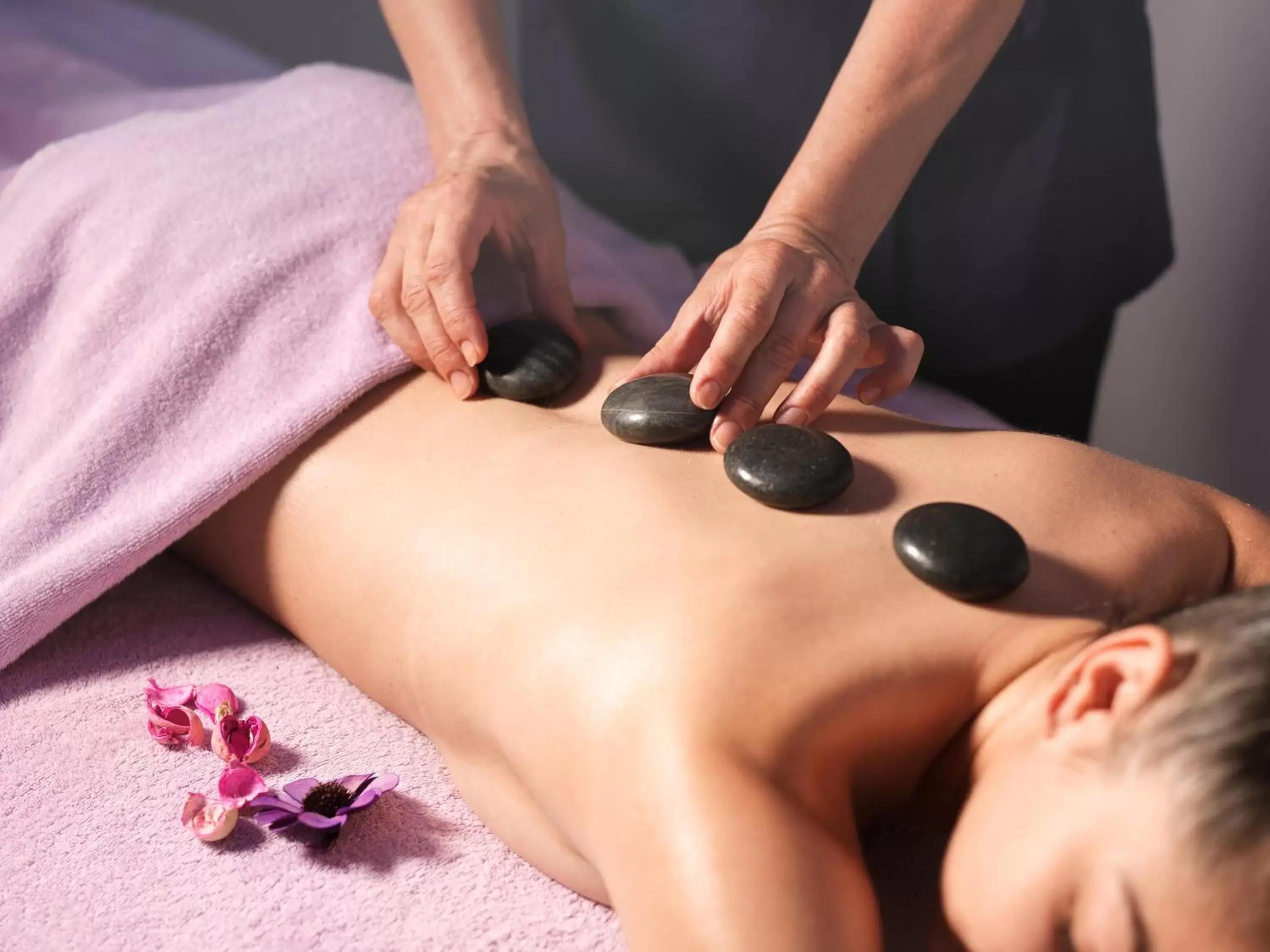 Massage in St Raphael Resort