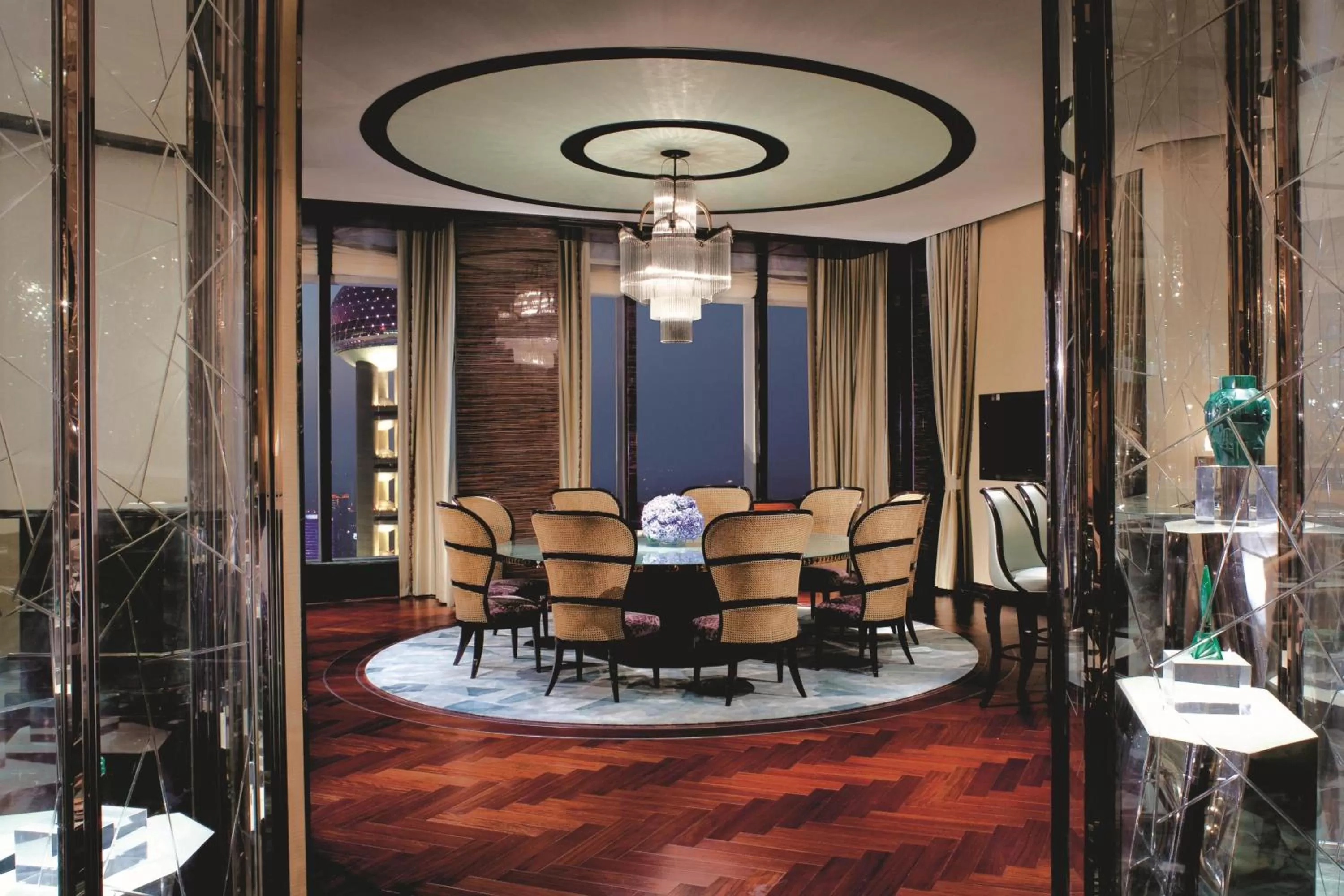 Photo of the whole room in The Ritz-Carlton Shanghai, Pudong