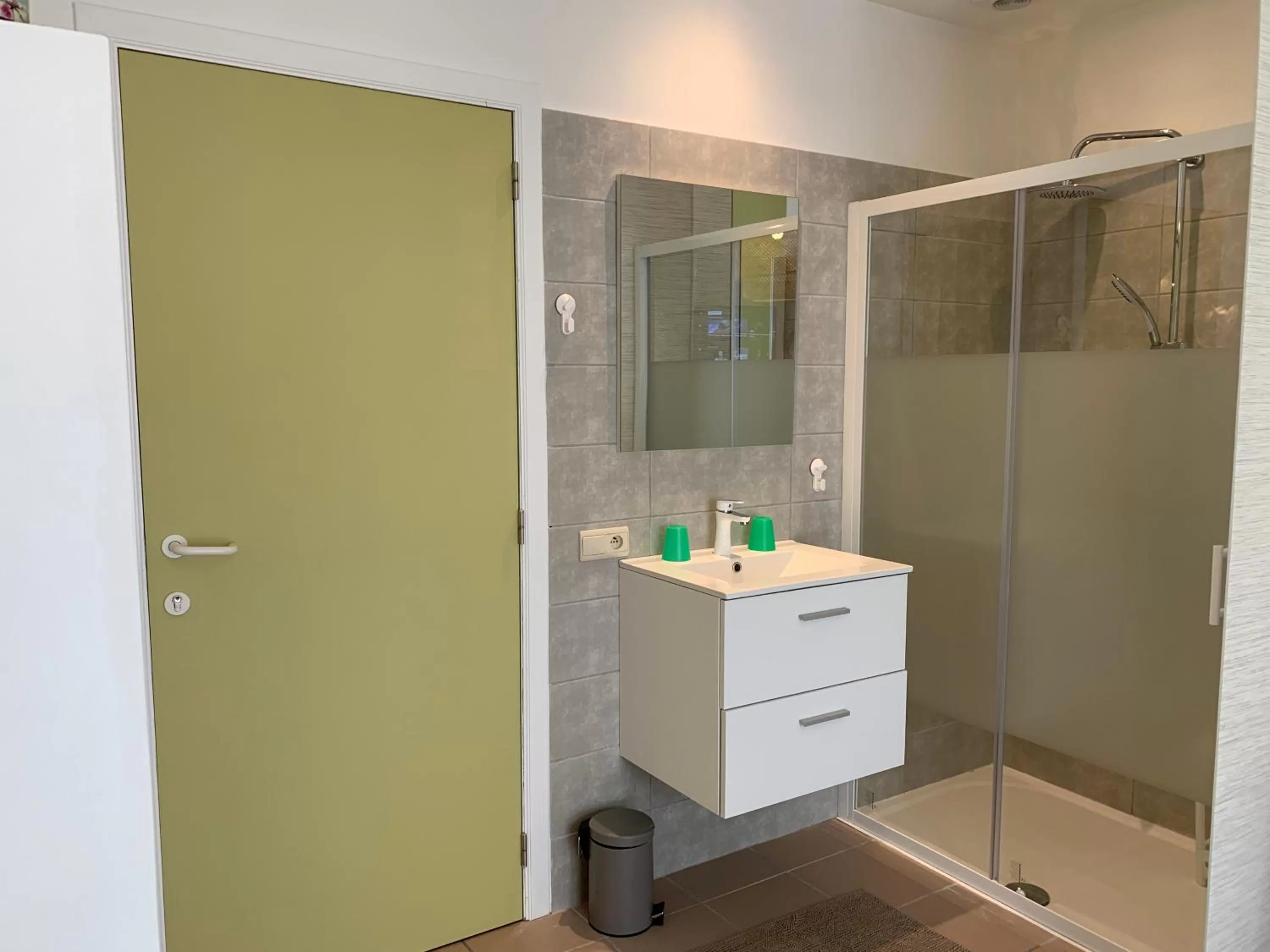 Shower in Carpe Diem