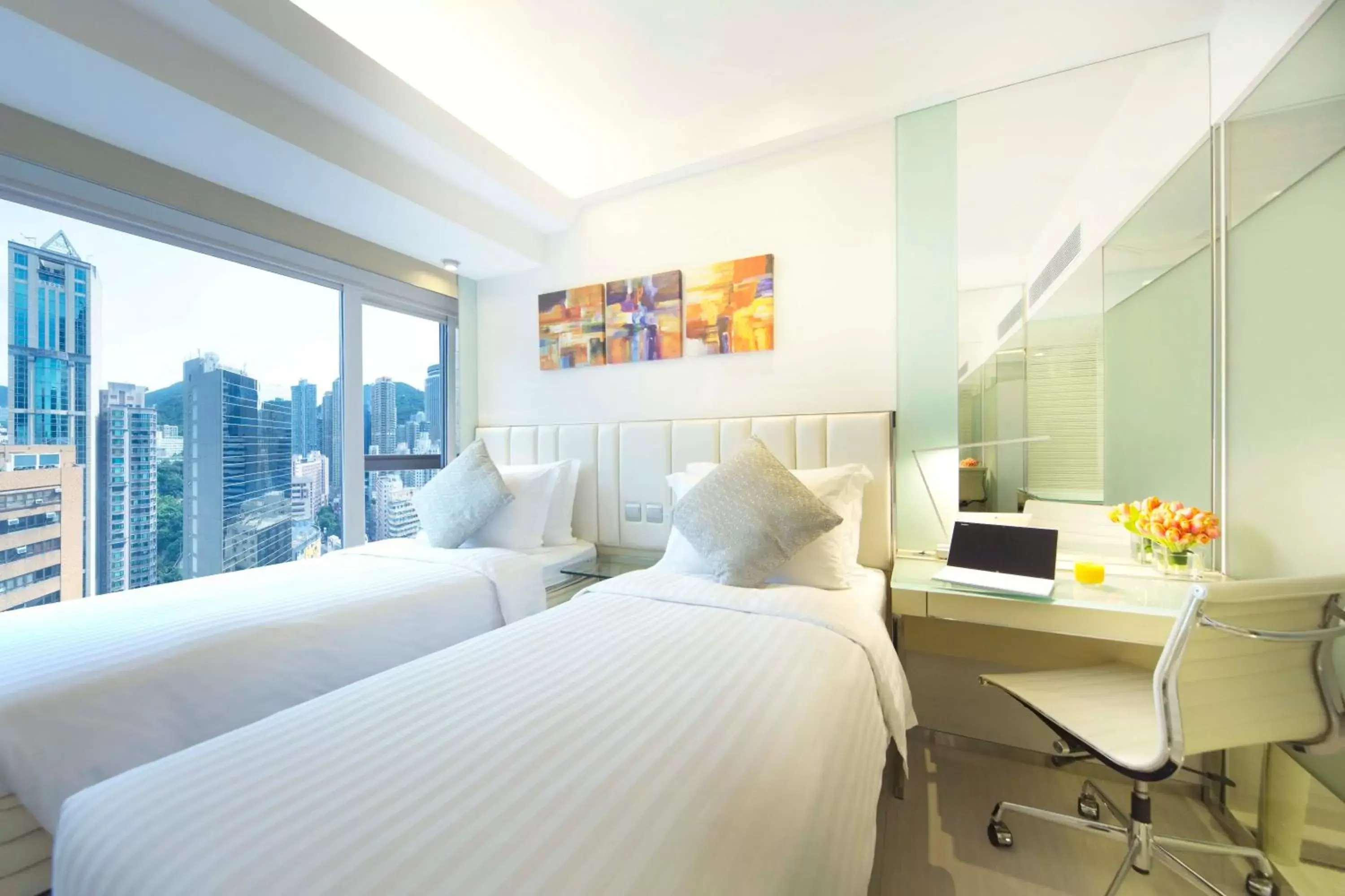 Bedroom, Bed in iclub Sheung Wan Hotel