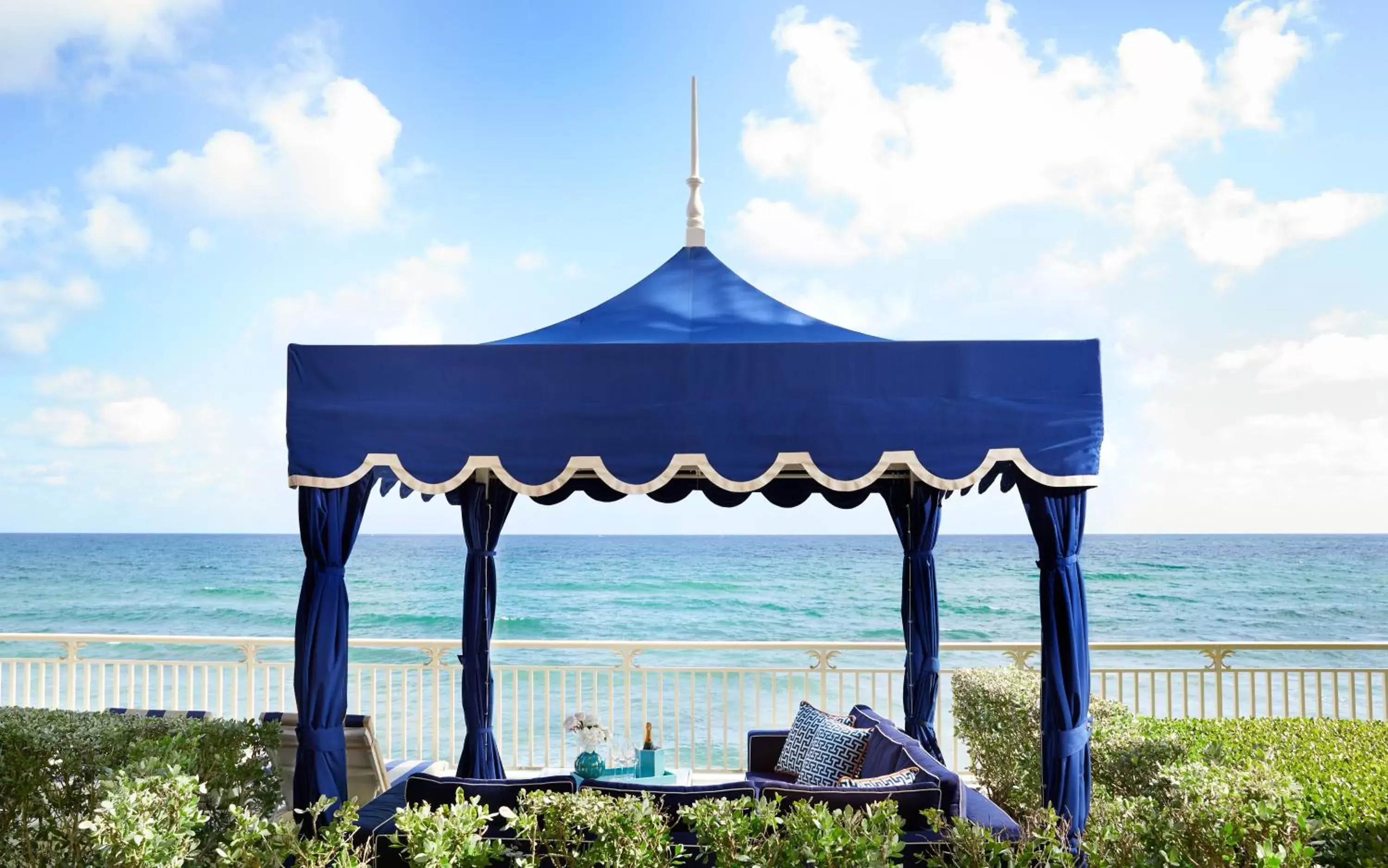 Sea view in Eau Palm Beach Resort & Spa
