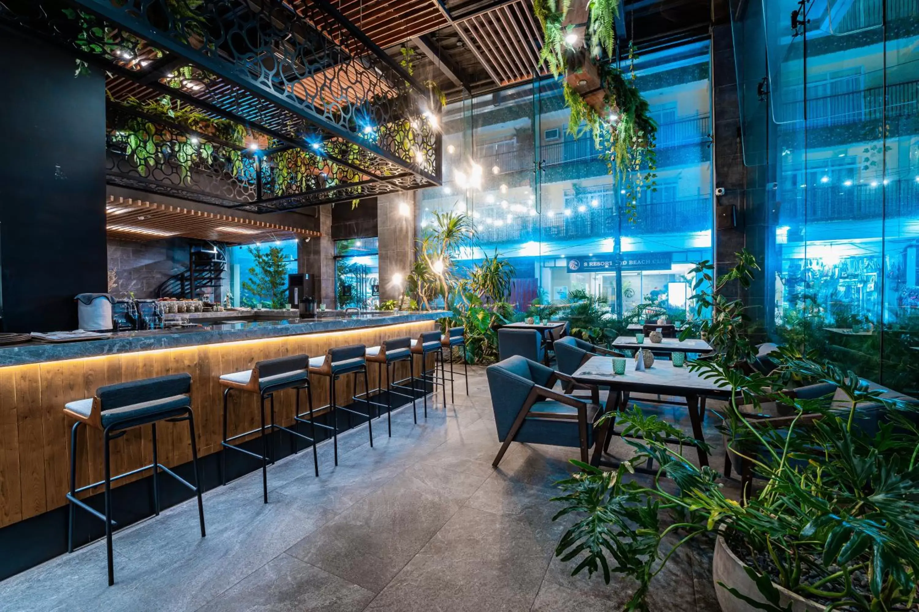 Restaurant/places to eat in H Hotel El Nido - Vegan Friendly Hotel Managed by H Hospitality Group Restaurant/places to eat in H Hotel El Nido - Vegan Friendly Hotel Managed by H Hospitality Group