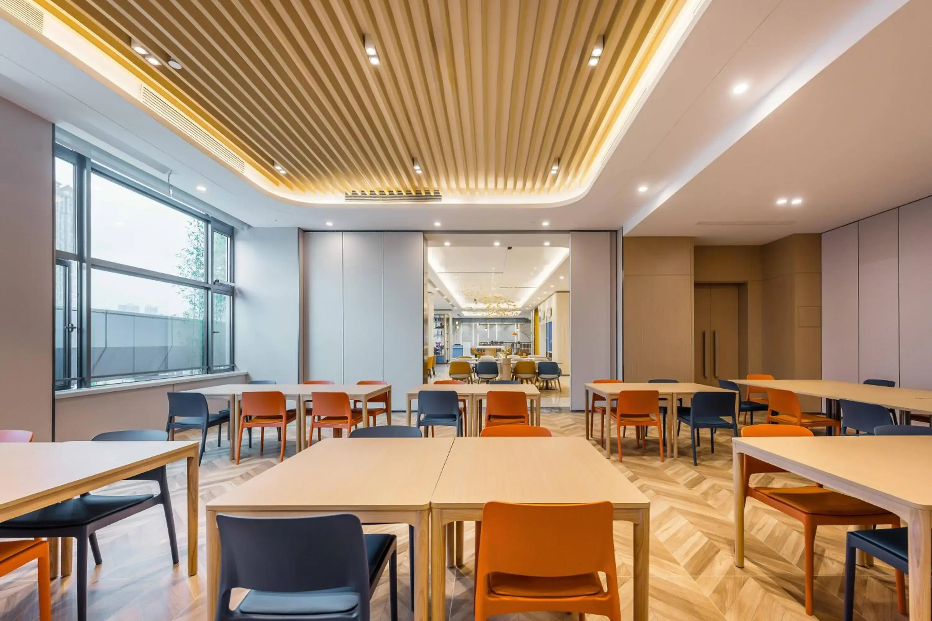 Restaurant/Places to Eat in Holiday Inn Express Jiangmen East Station, an IHG Hotel