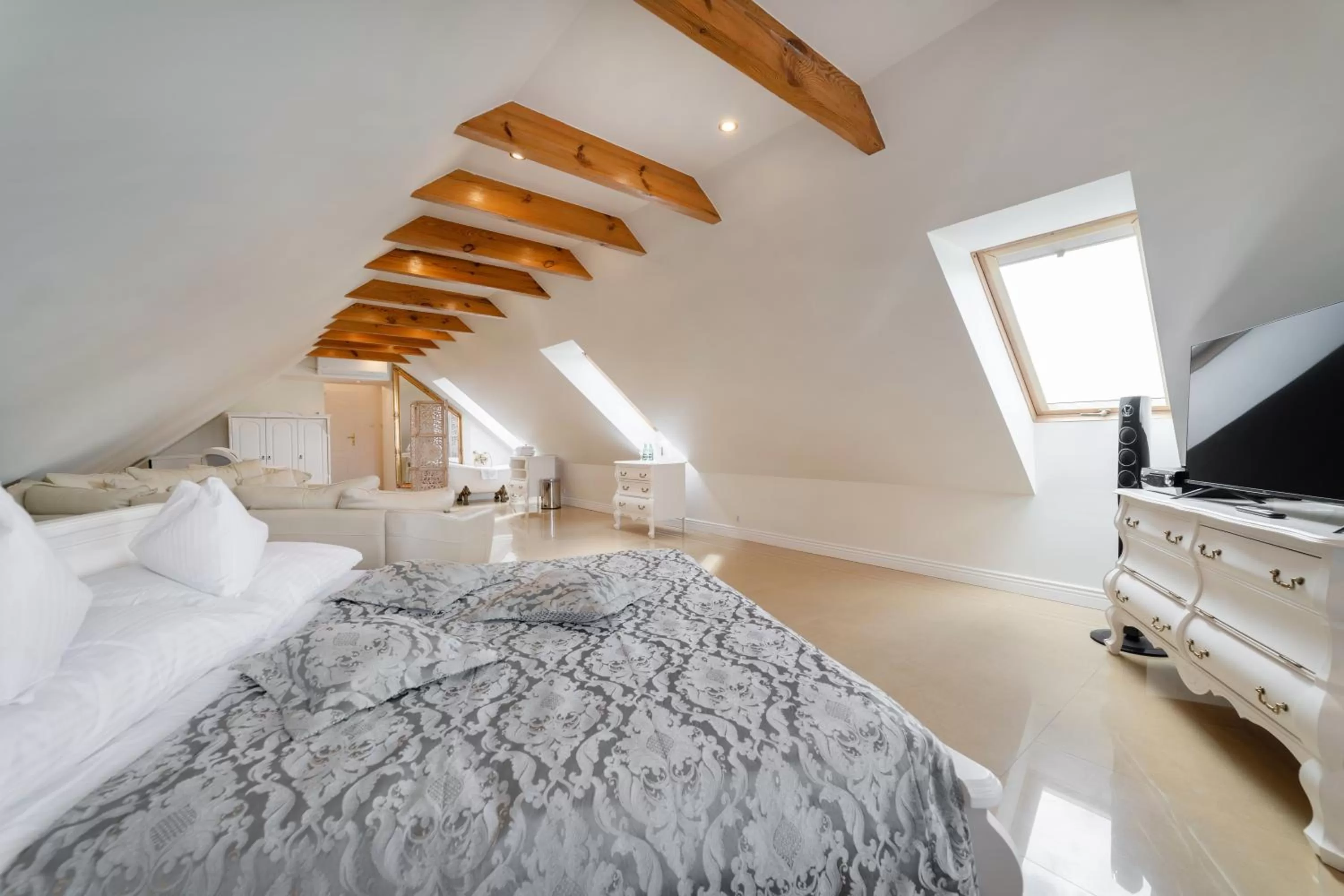 Bed in Pensjonat & Restauracja Admirał