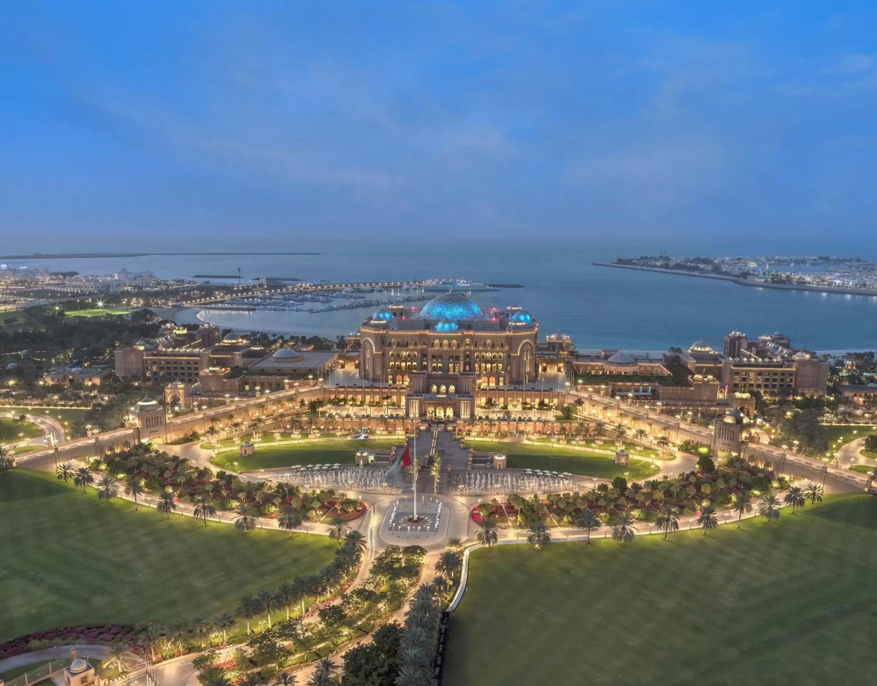 Property building, Bird's-eye View in Emirates Palace Mandarin Oriental, Abu Dhabi