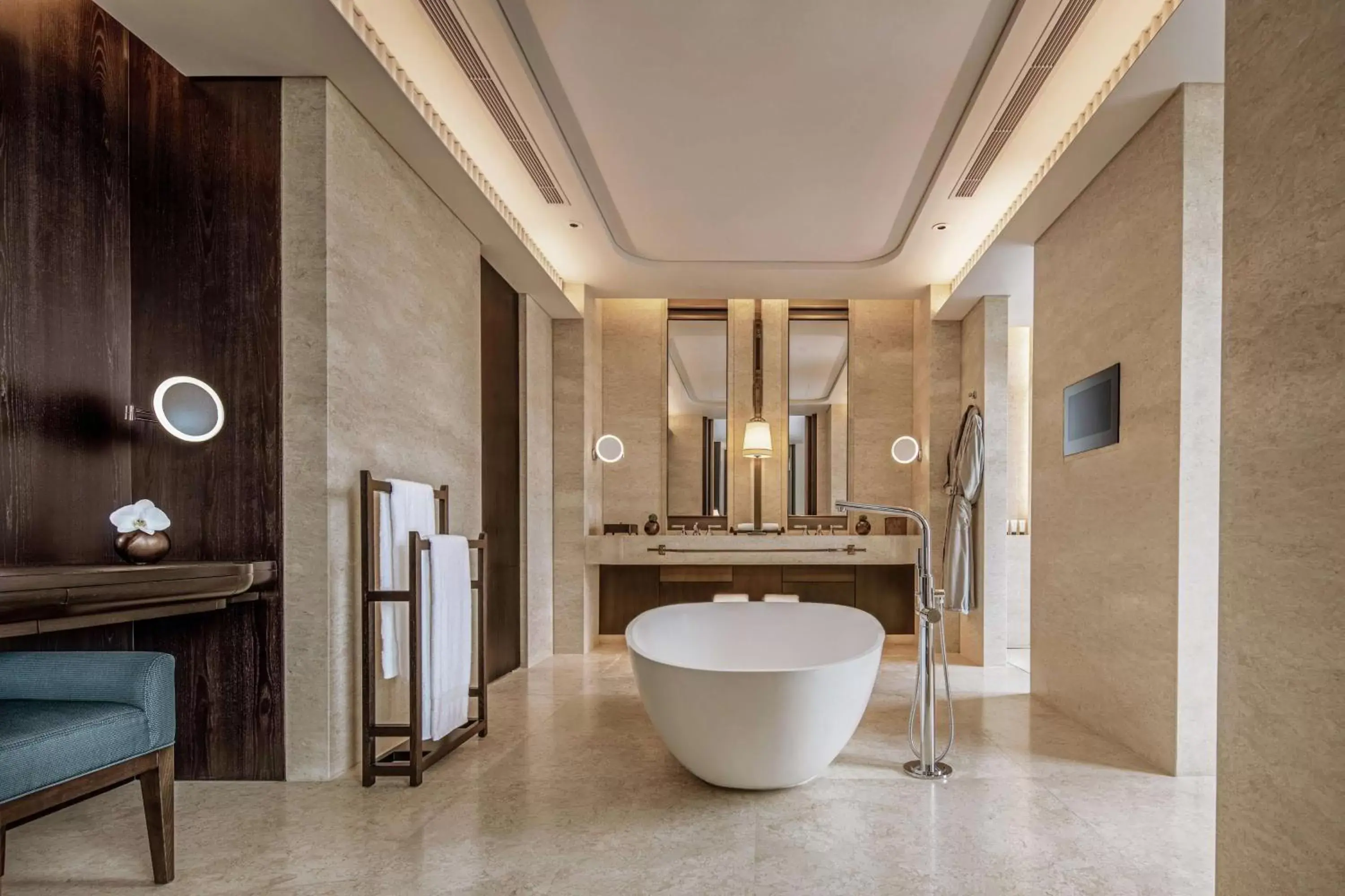 Bed, Bathroom in Waldorf Astoria Bangkok