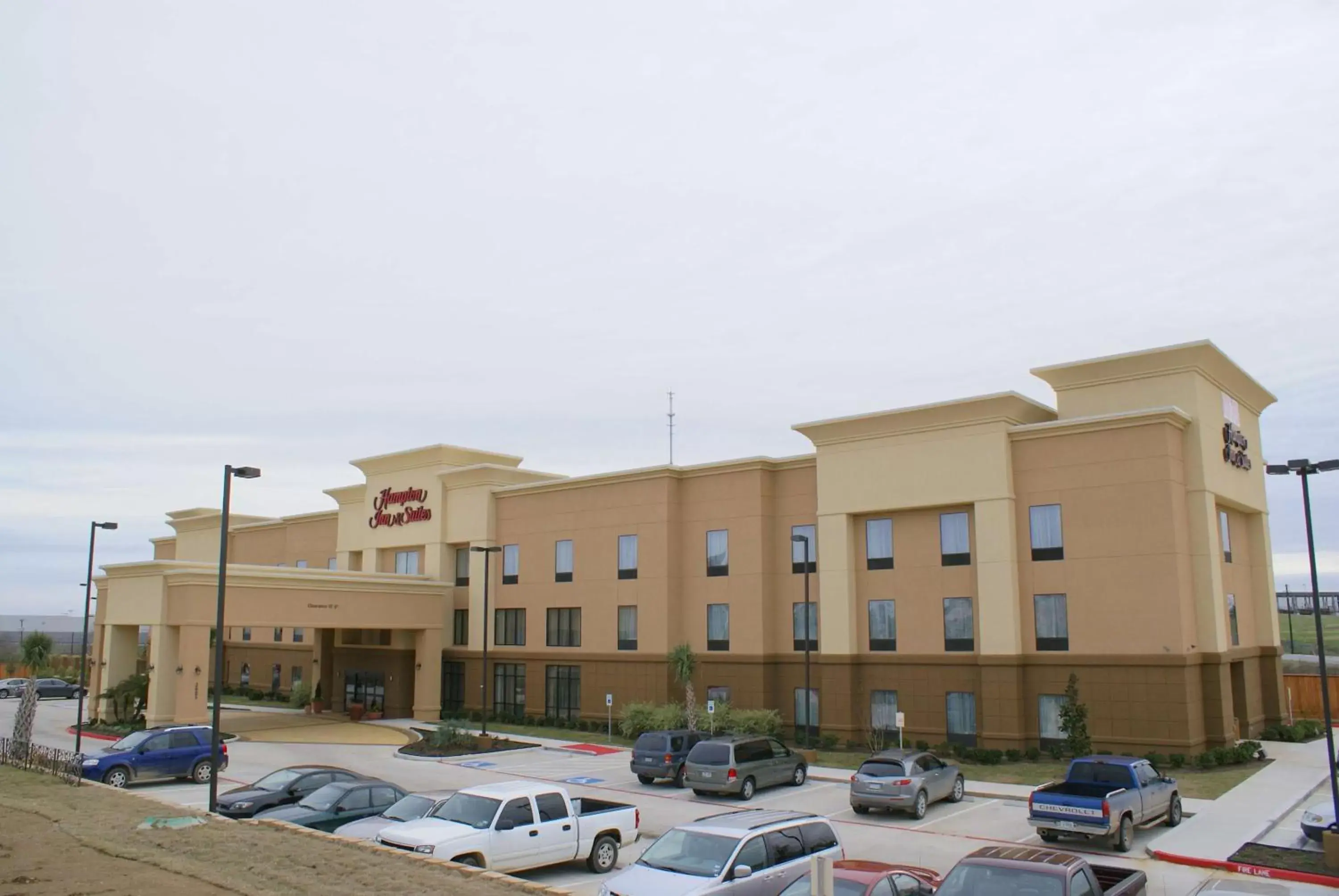 Property Building in Hampton Inn & Suites Brenham