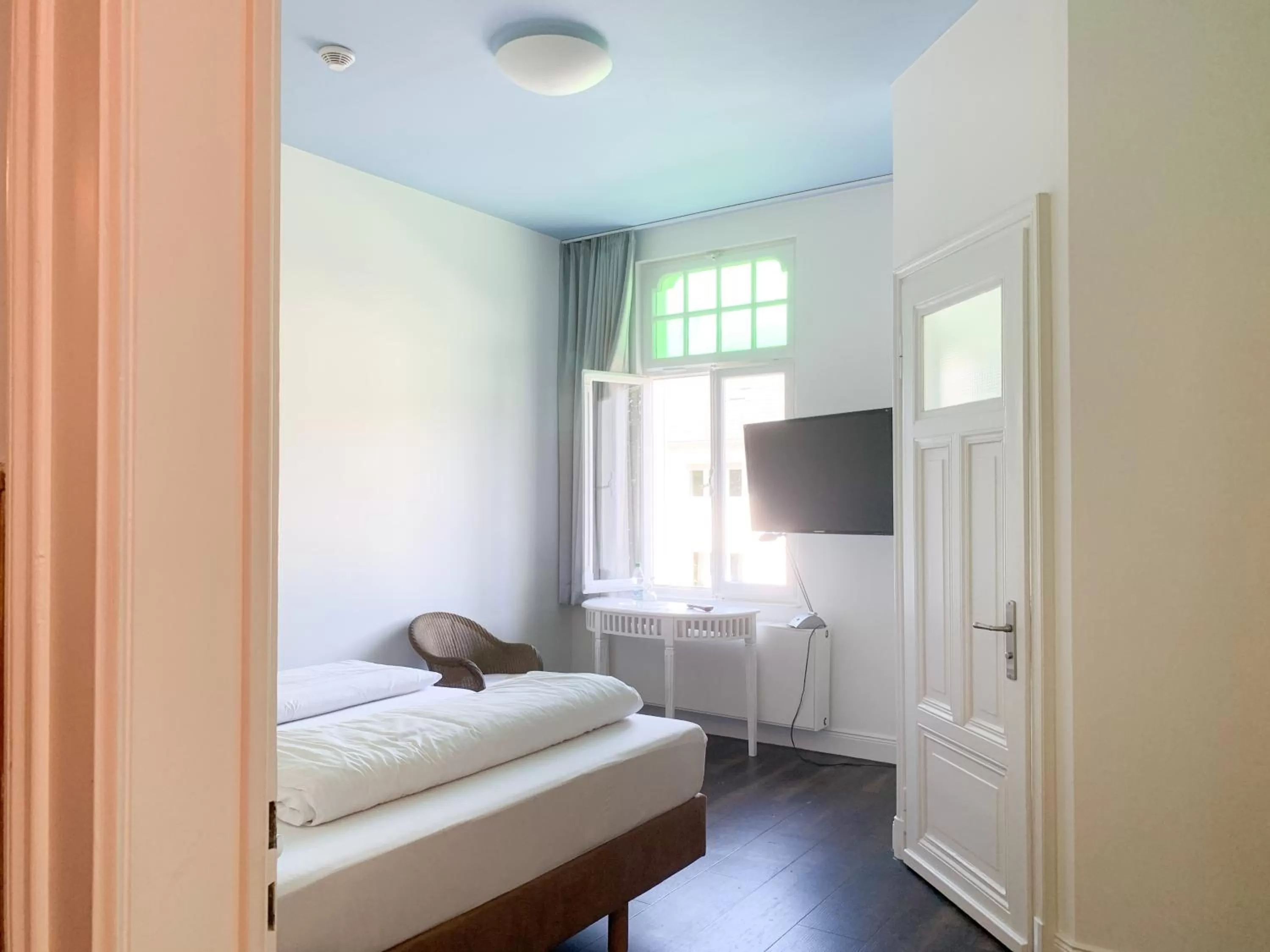 Bed in 2T Hotel artgenossen