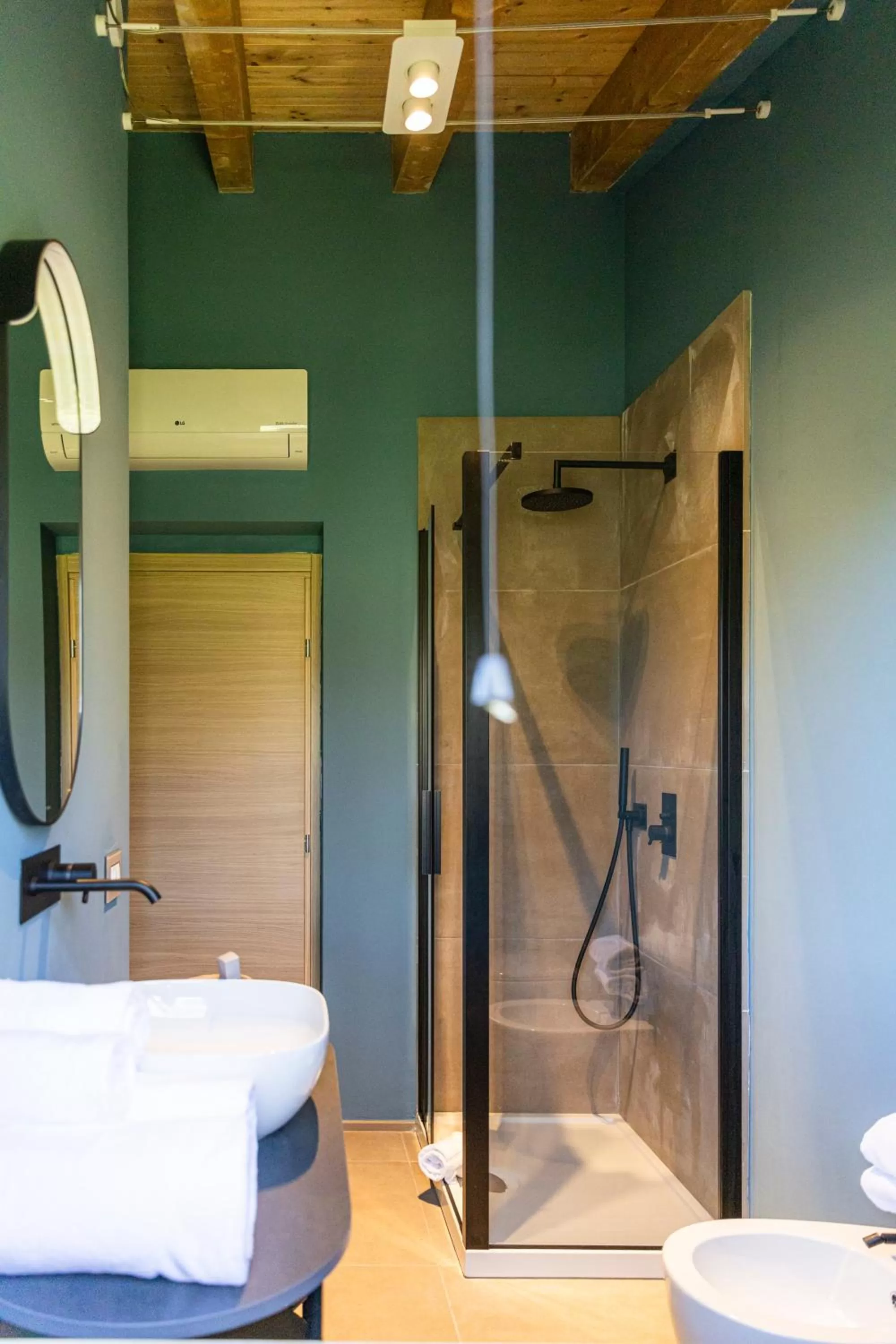 Antico Borgo Molino 7cento vicino ai Giardini di Ninfa