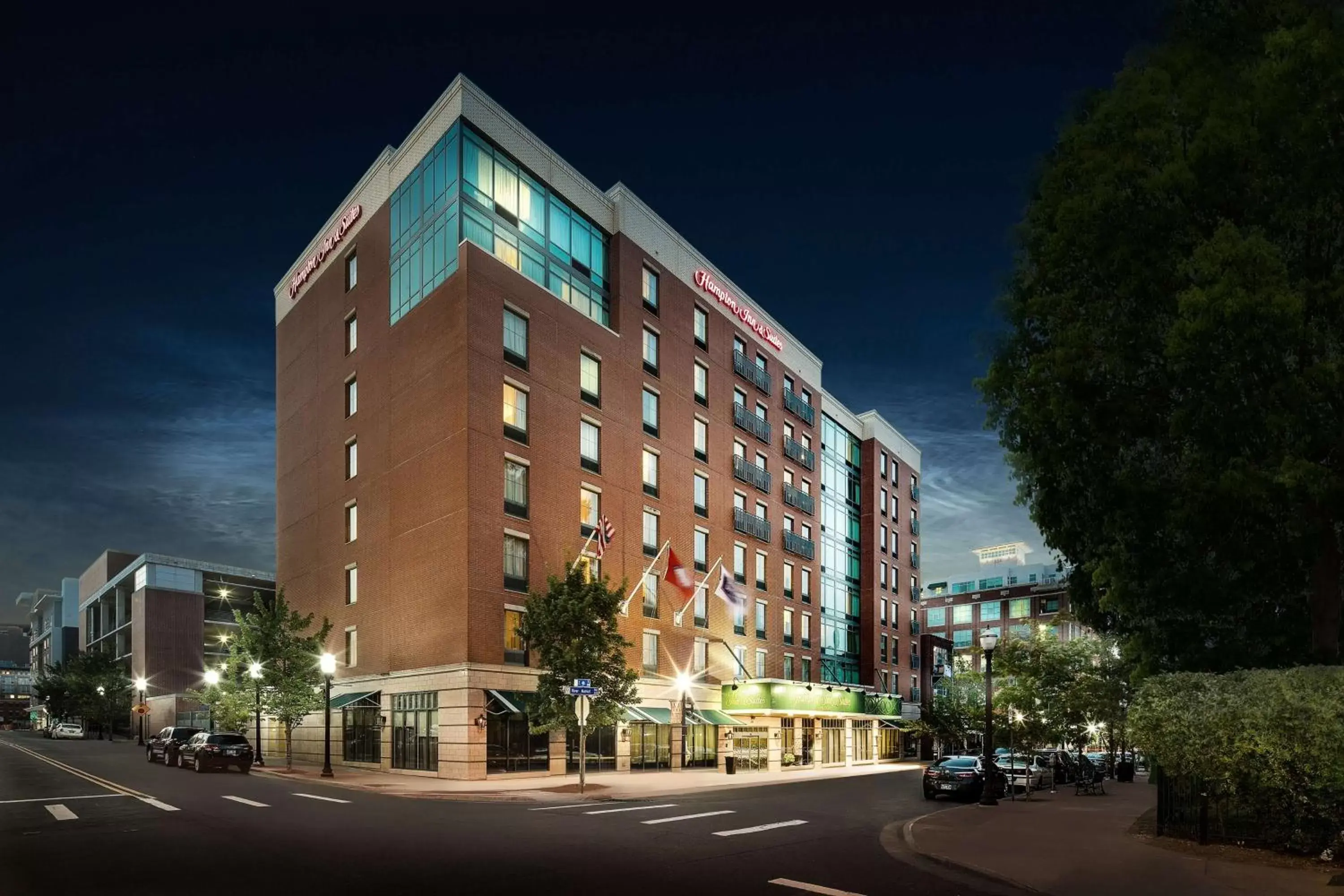 Property Building in Hampton Inn & Suites Little Rock-Downtown