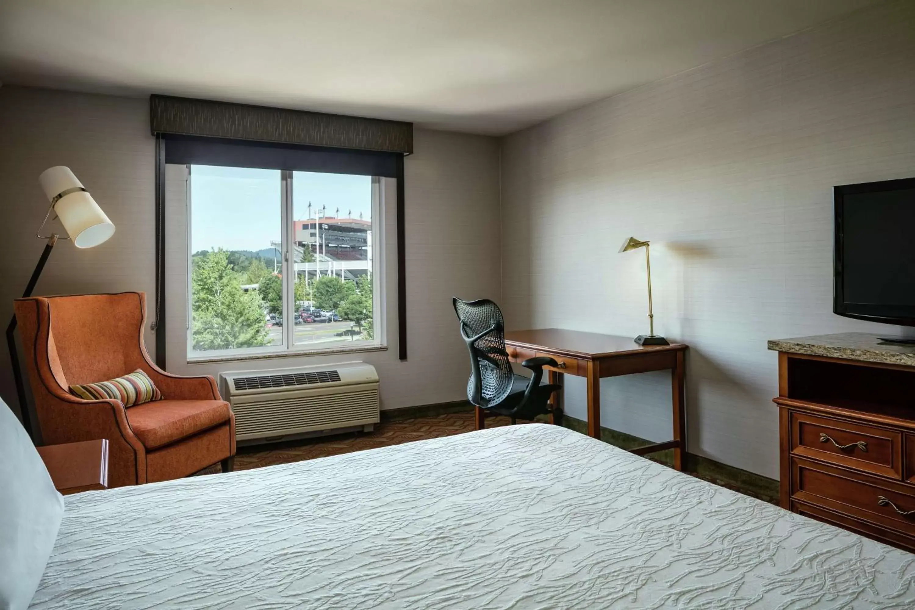 Bedroom in Hilton Garden Inn Corvallis