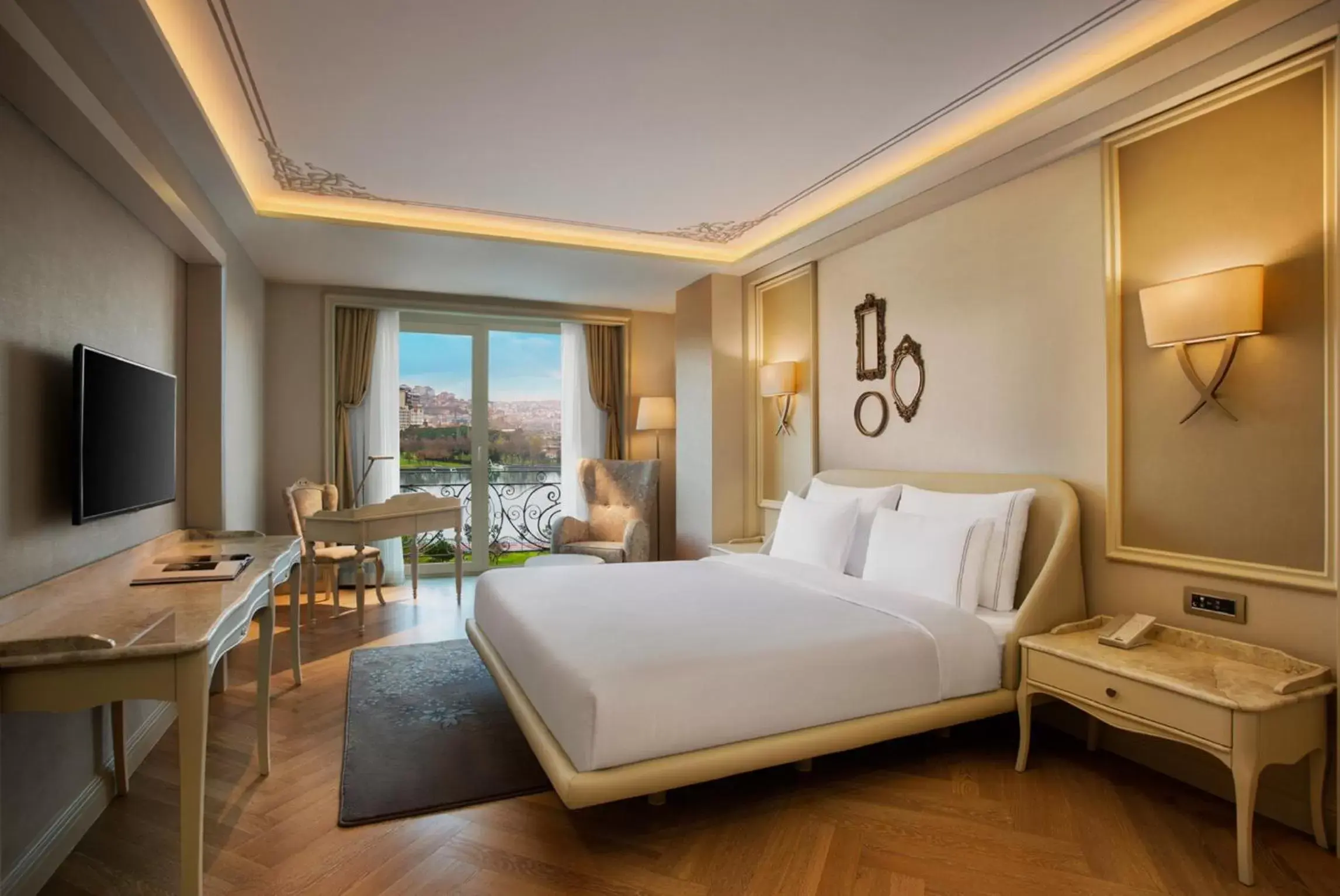Bedroom in Lazzoni Hotel