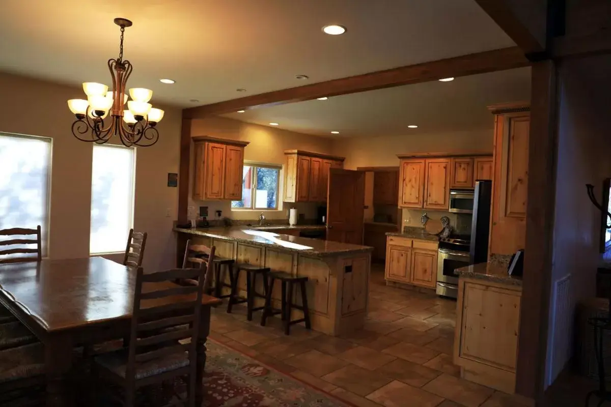 Dining Area in Zion Ponderosa Ranch Resort