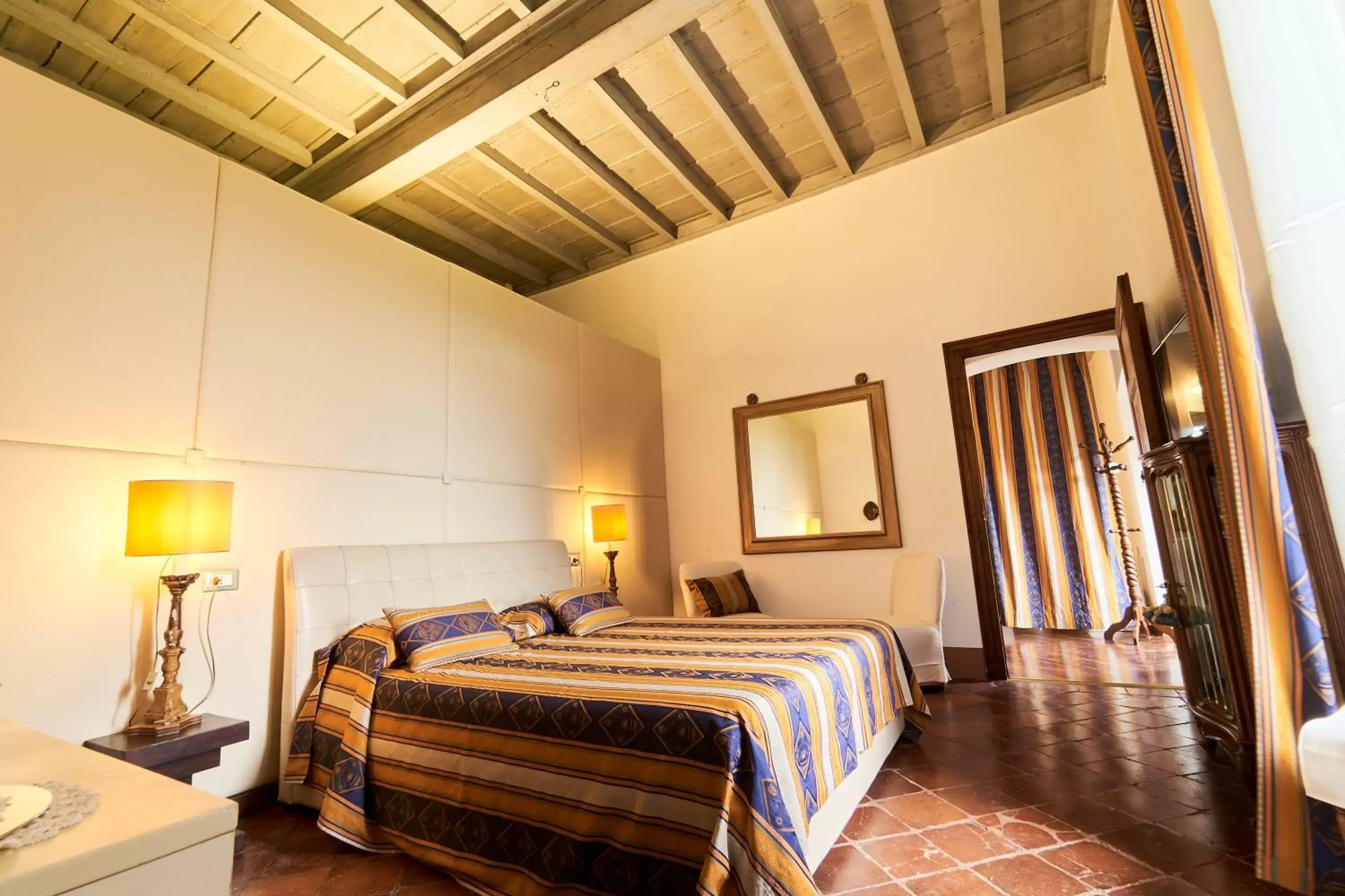 Photo of the whole room, Bed in Castello del Capitano delle Artiglierie