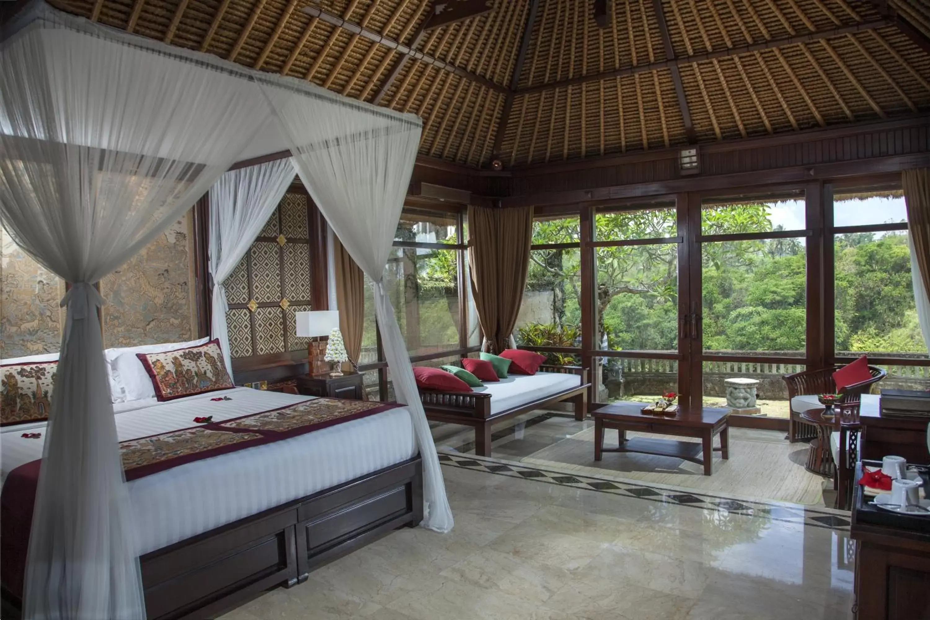 Bedroom in Pita Maha Resort & Spa