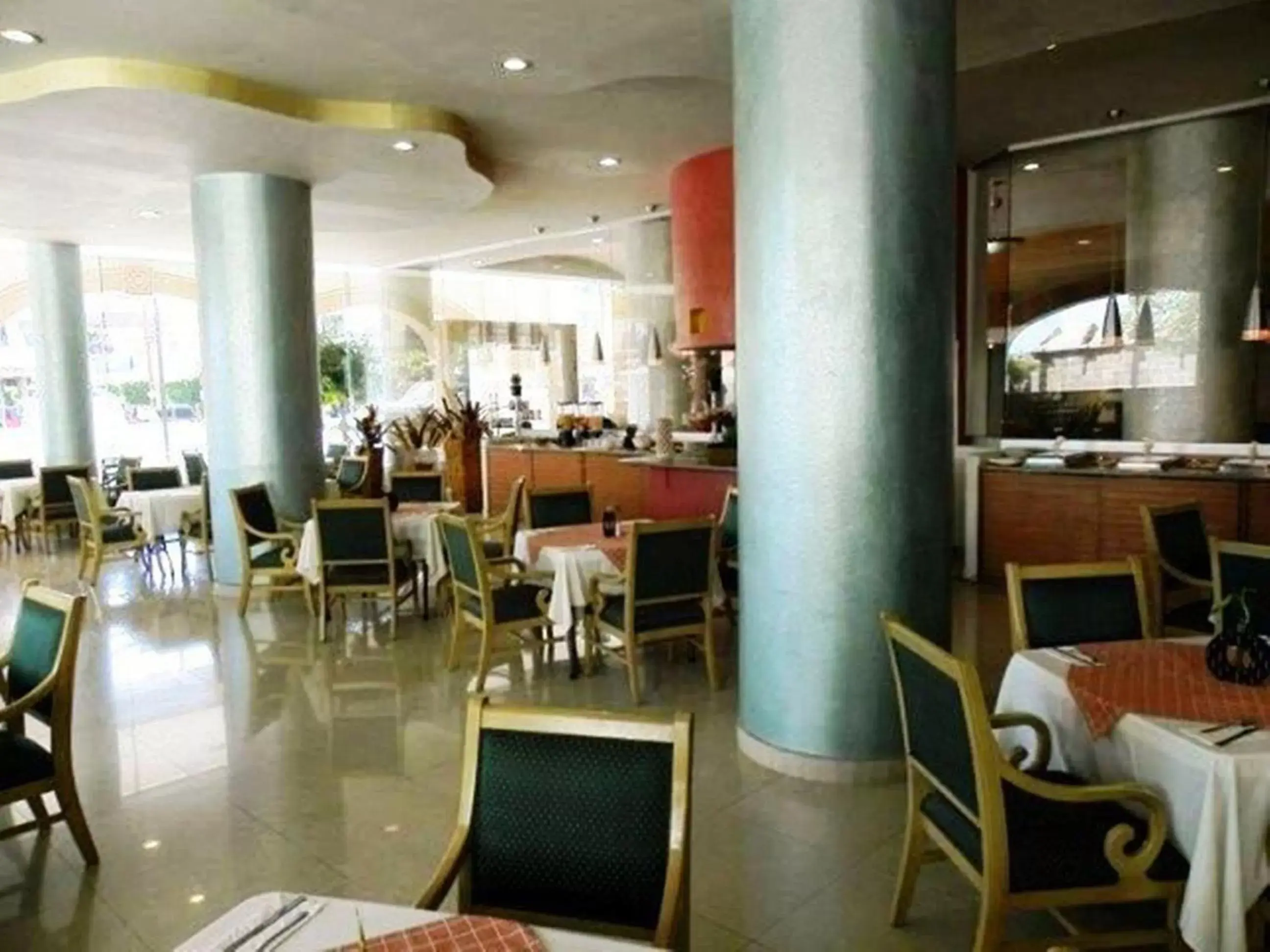Restaurant/places to eat in Hotel San Francisco Irapuato Business Class Restaurant/places to eat in Hotel San Francisco Irapuato Business Class