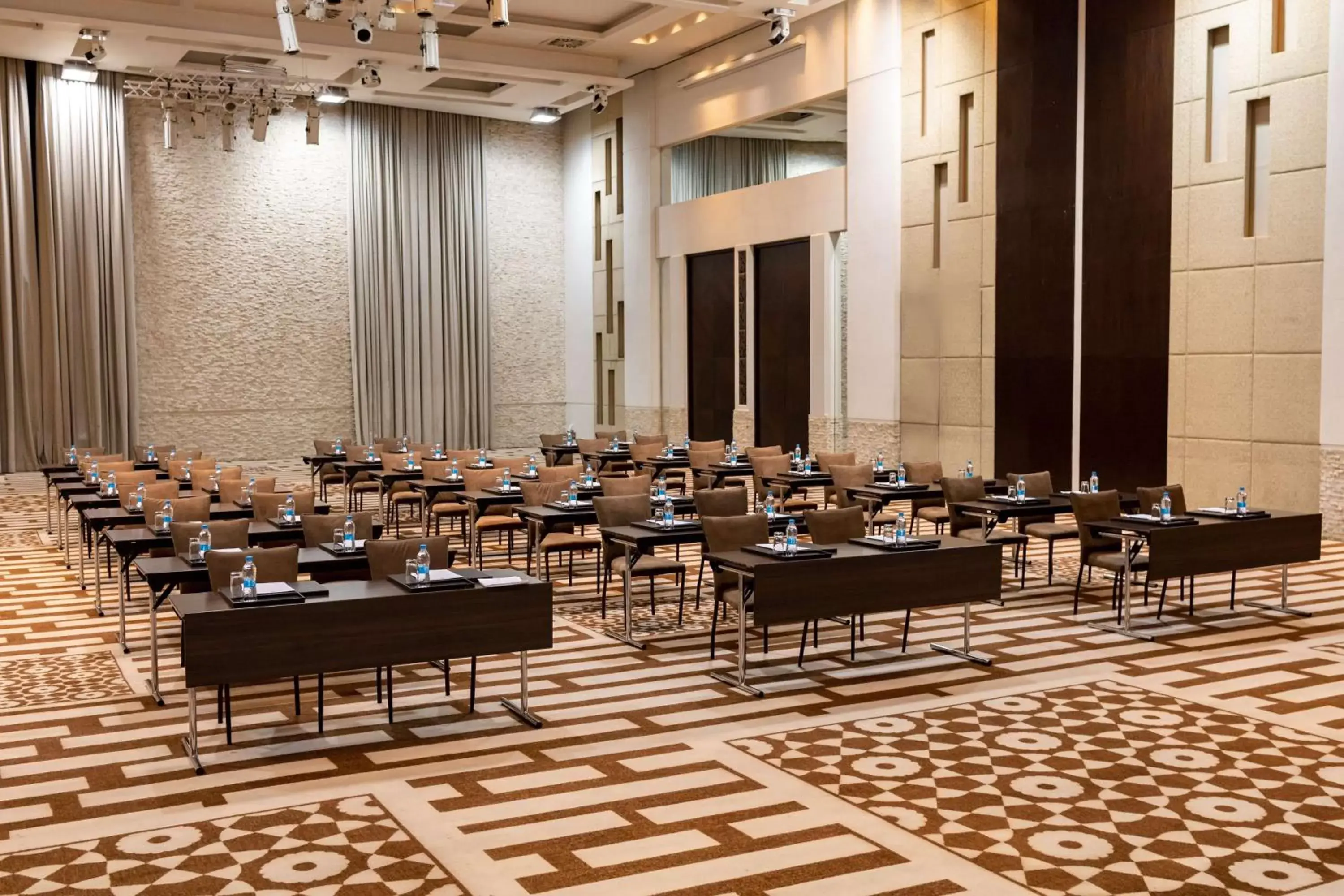 Meeting/conference room in Hyatt Regency Dushanbe