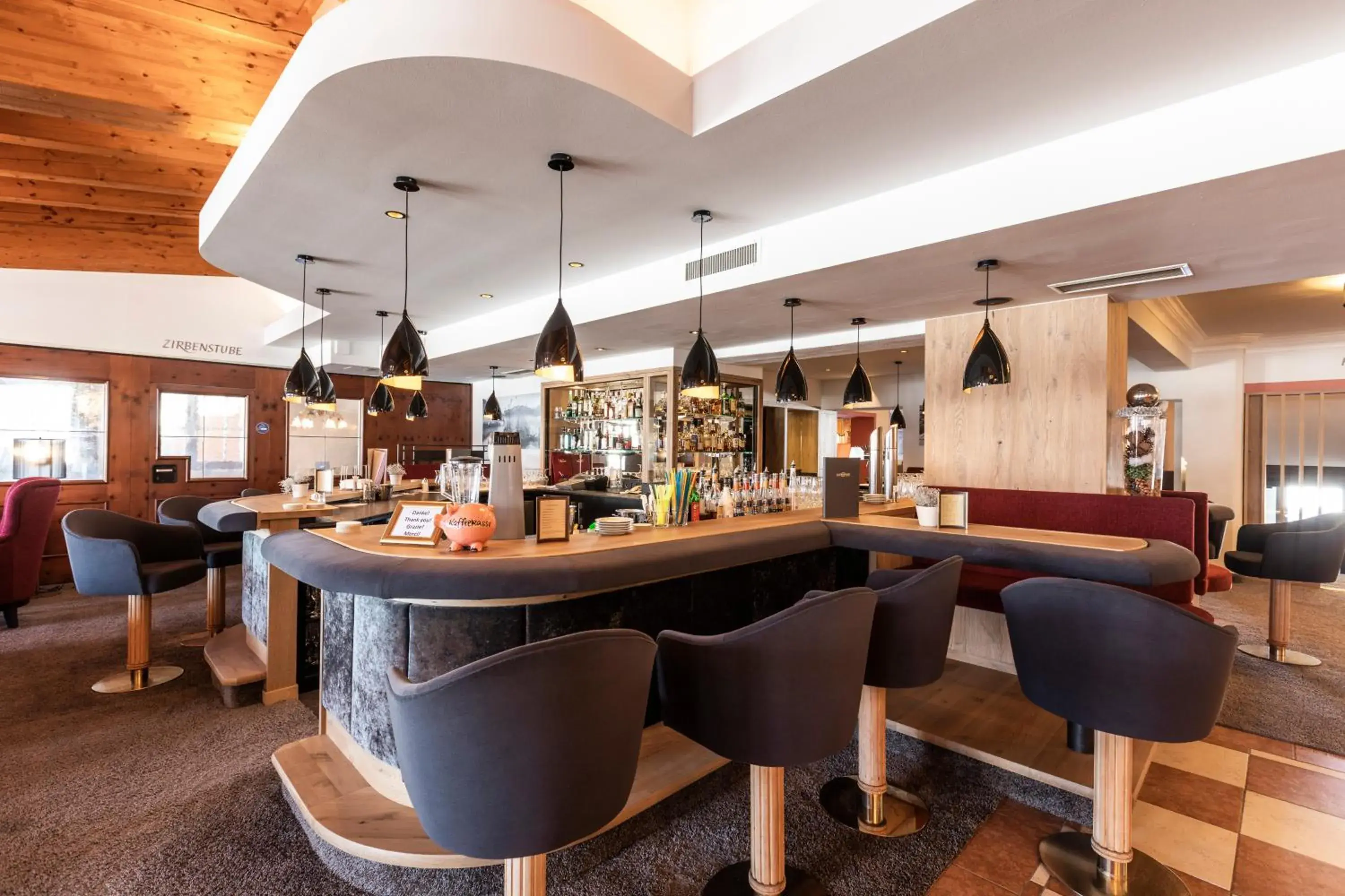 Lounge or bar, Lounge/Bar in Alpenpark Resort Superior