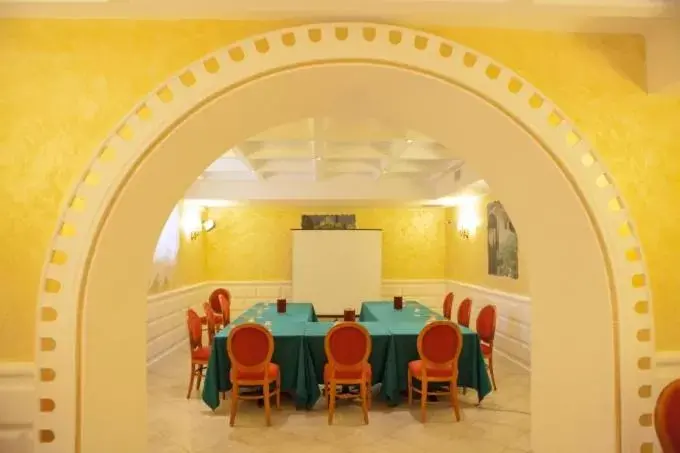 Meeting/conference room, Banquet Facilities in Hotel Don Carlo