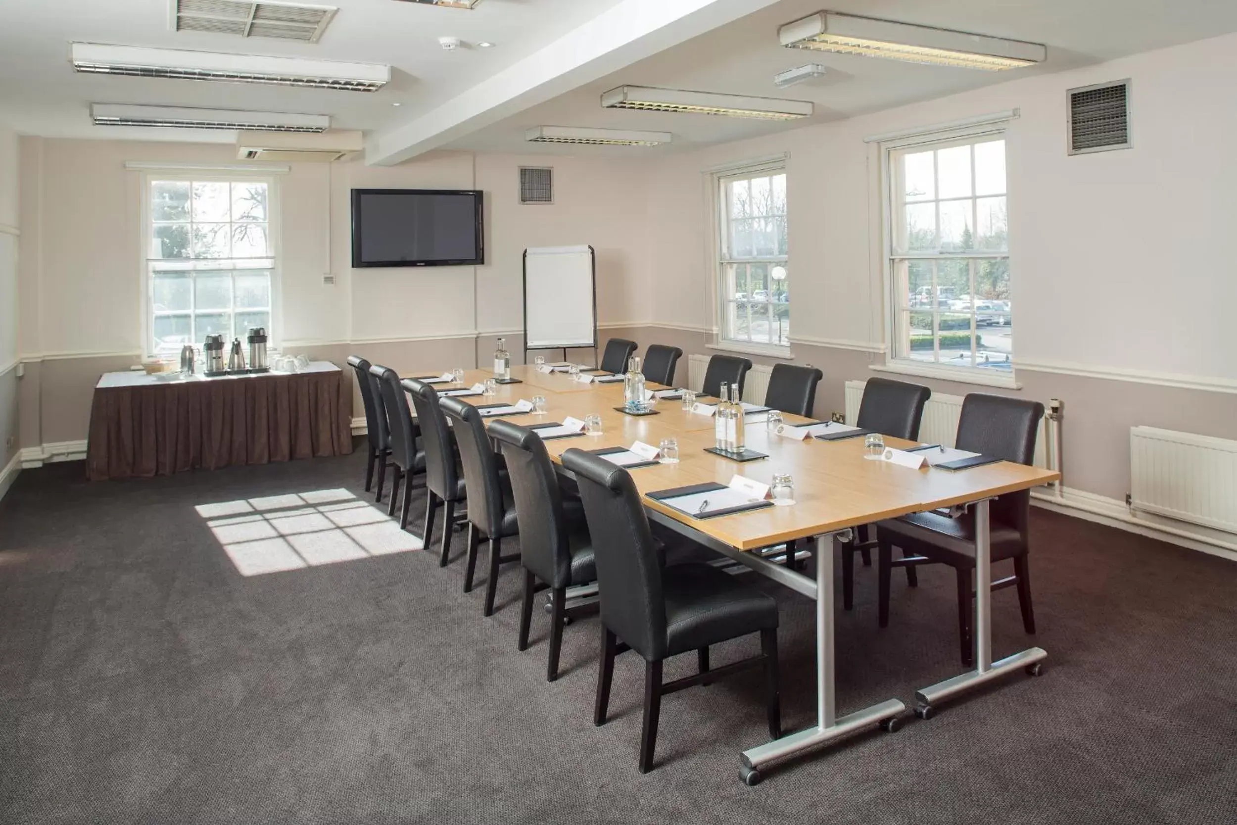 Business facilities in The Regency Hotel