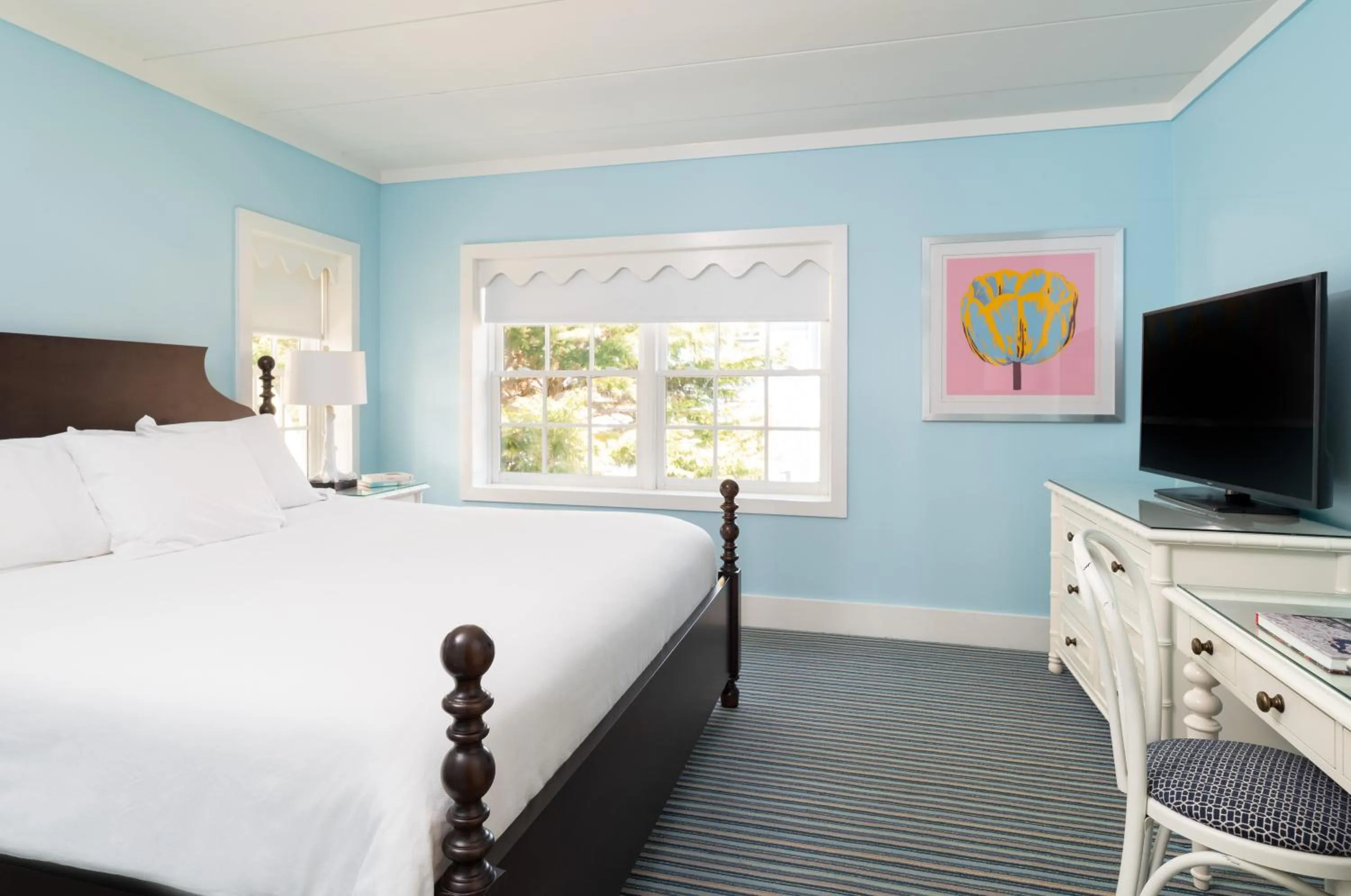 King Efficiency Suite- 2nd Floor in The Star Inn