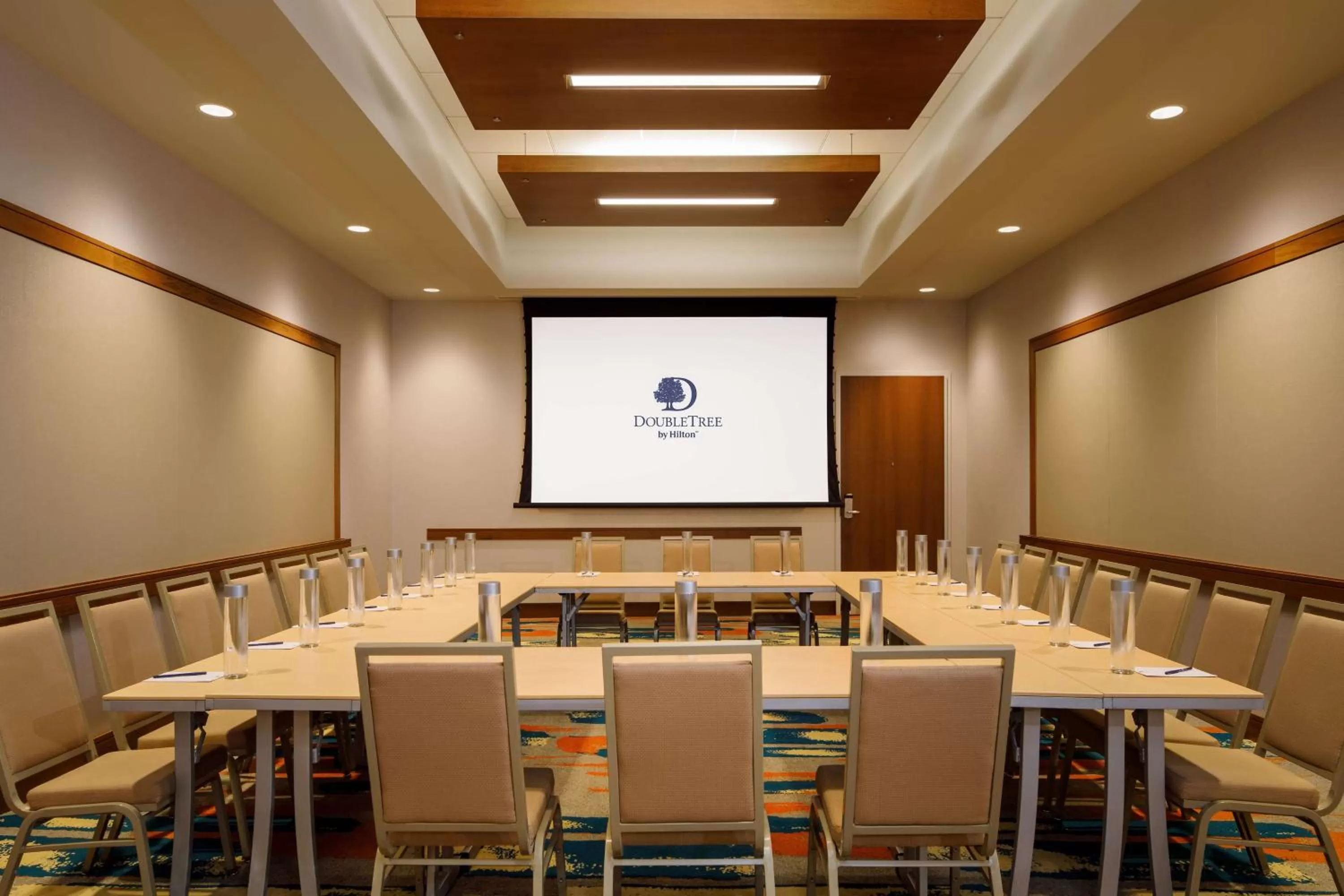 Meeting/conference room in DoubleTree by Hilton Pittsburgh - Cranberry