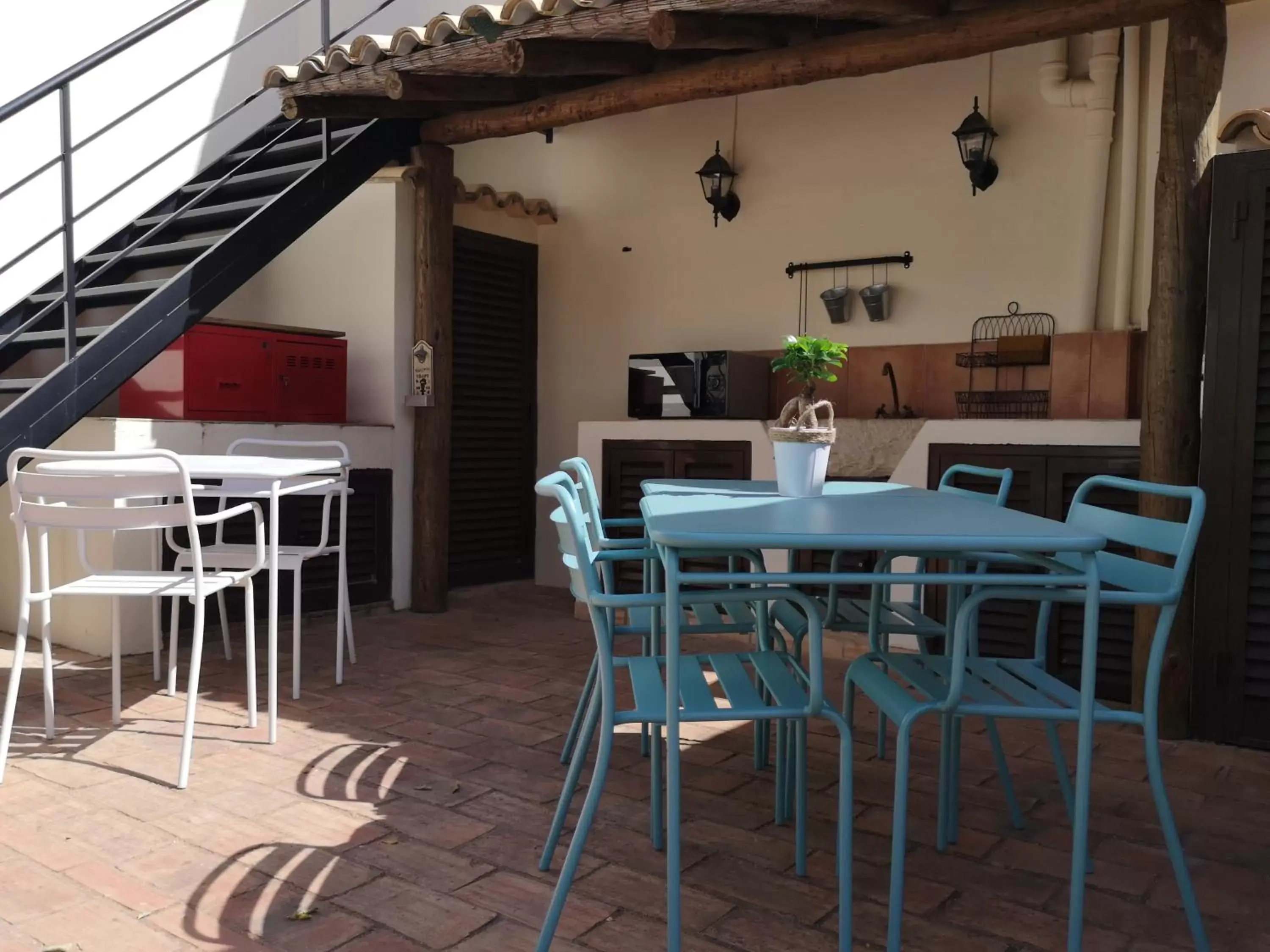 Restaurant/Places to Eat in Quinta Da Familia