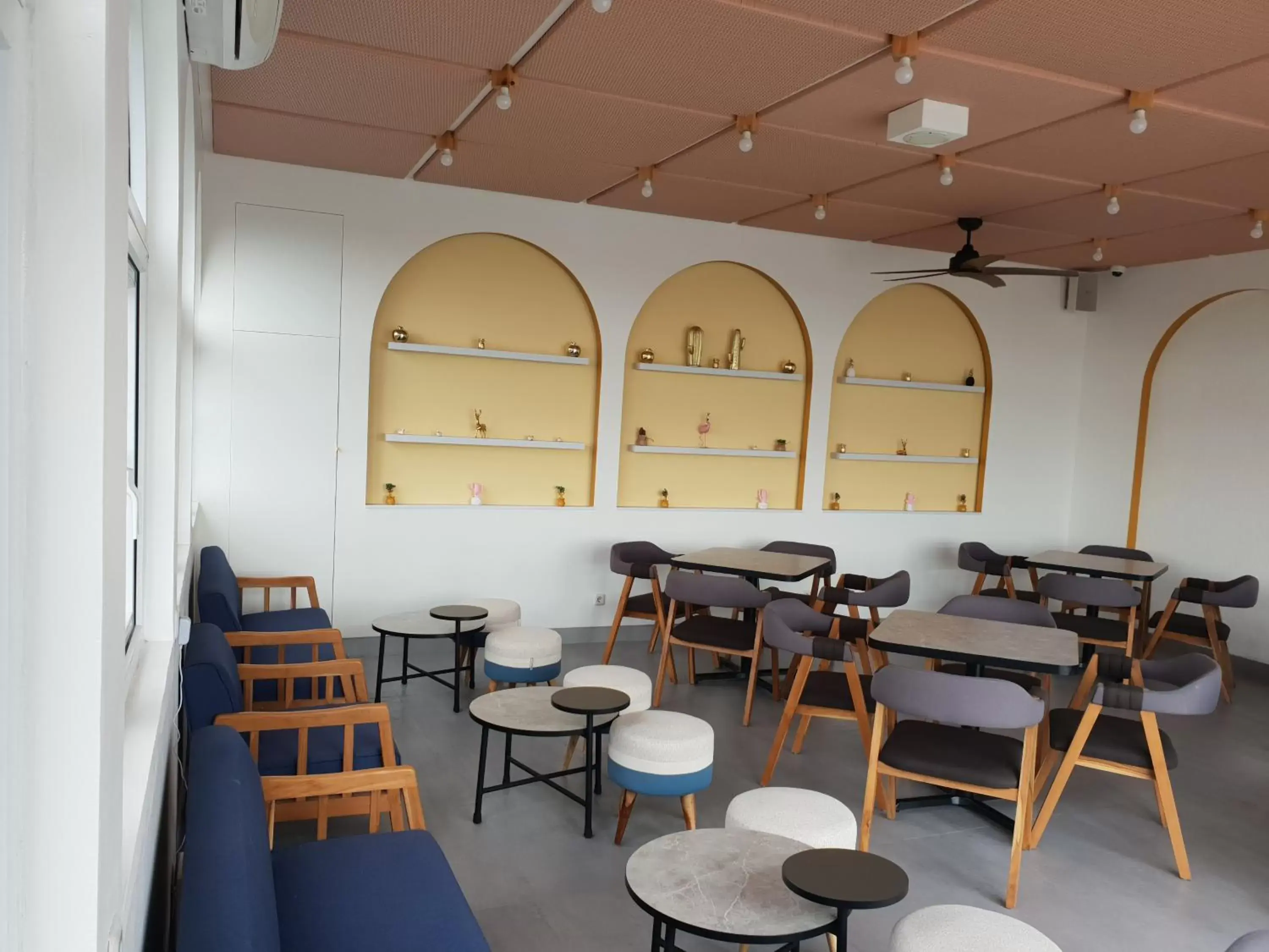 Restaurant/places to eat in Sambina Prime Restaurant/places to eat in Sambina Prime