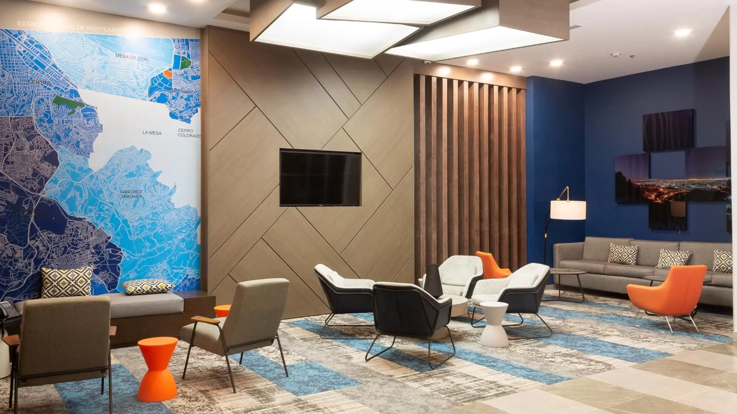 Lobby or reception, Seating Area in Holiday Inn Express & Suites - Tijuana Otay, an IHG Hotel