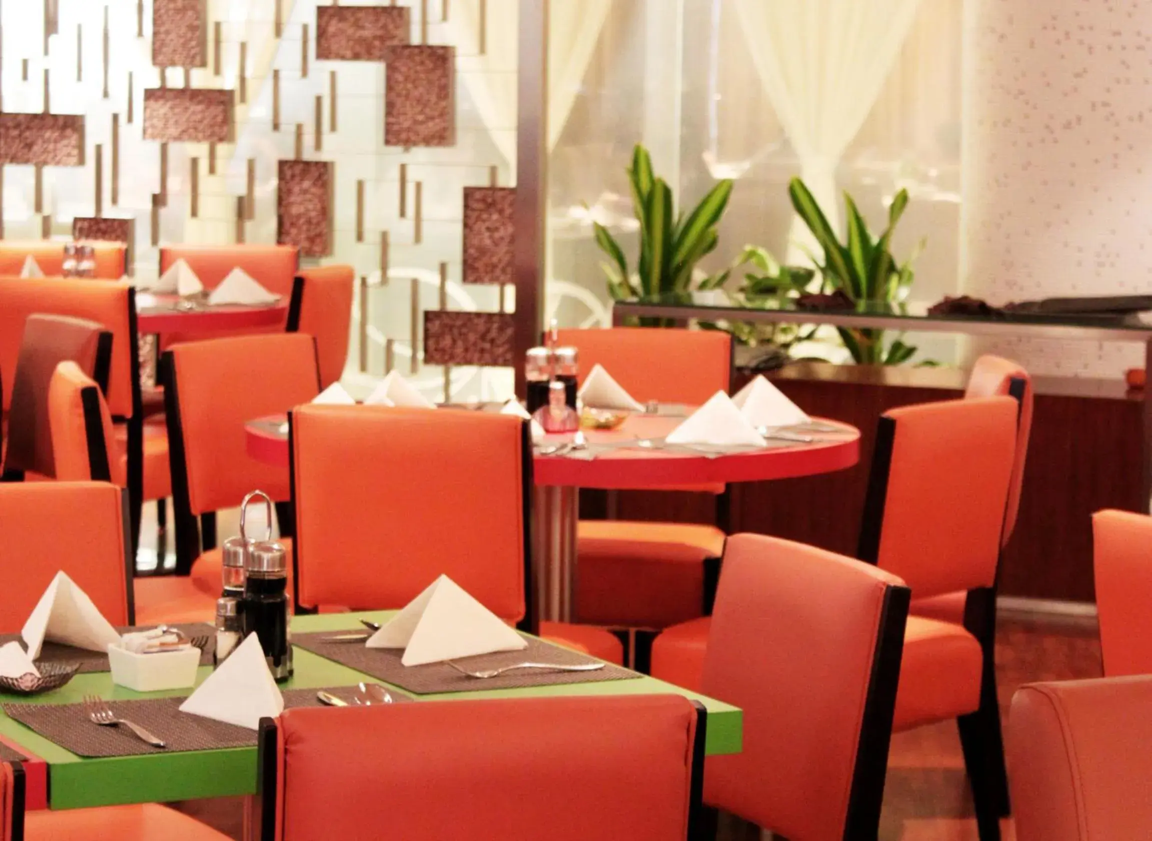 Restaurant/Places to Eat in Days Inn Guangzhou