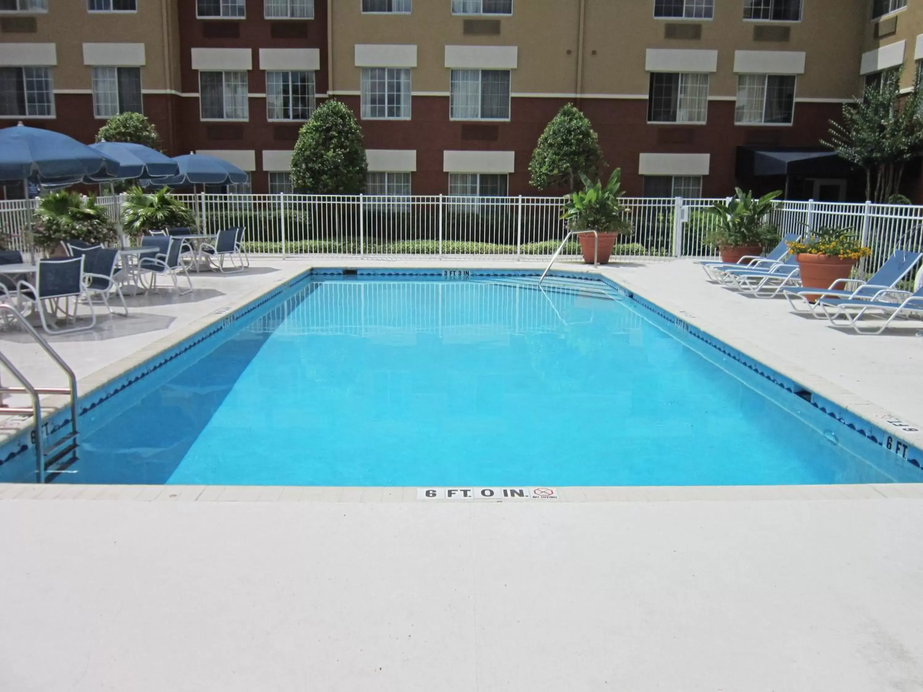 Swimming Pool in Extended Stay America Suites - Orlando - Southpark - Equity Row