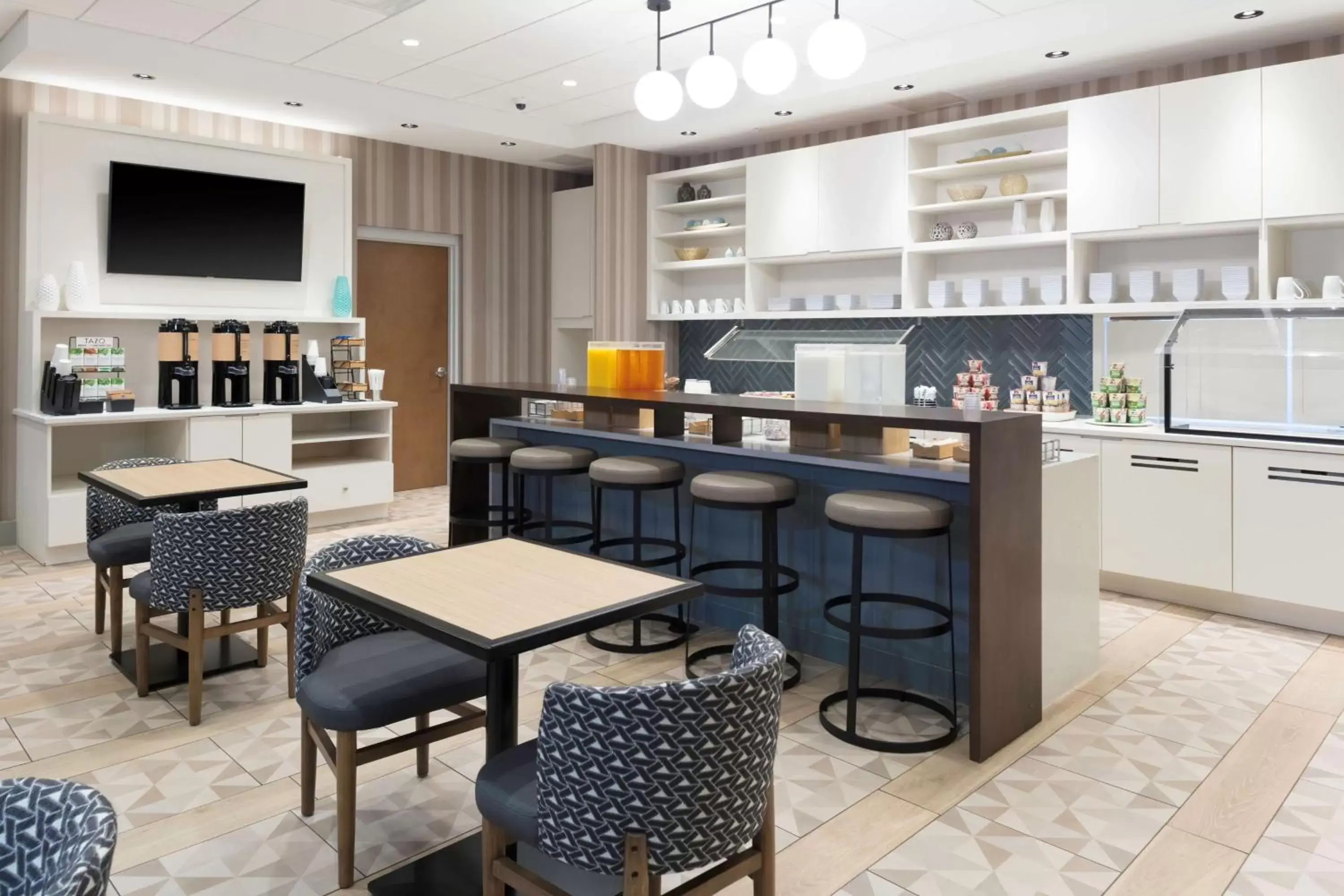Restaurant/places to eat in Hyatt Place Charlotte University Restaurant/places to eat in Hyatt Place Charlotte University