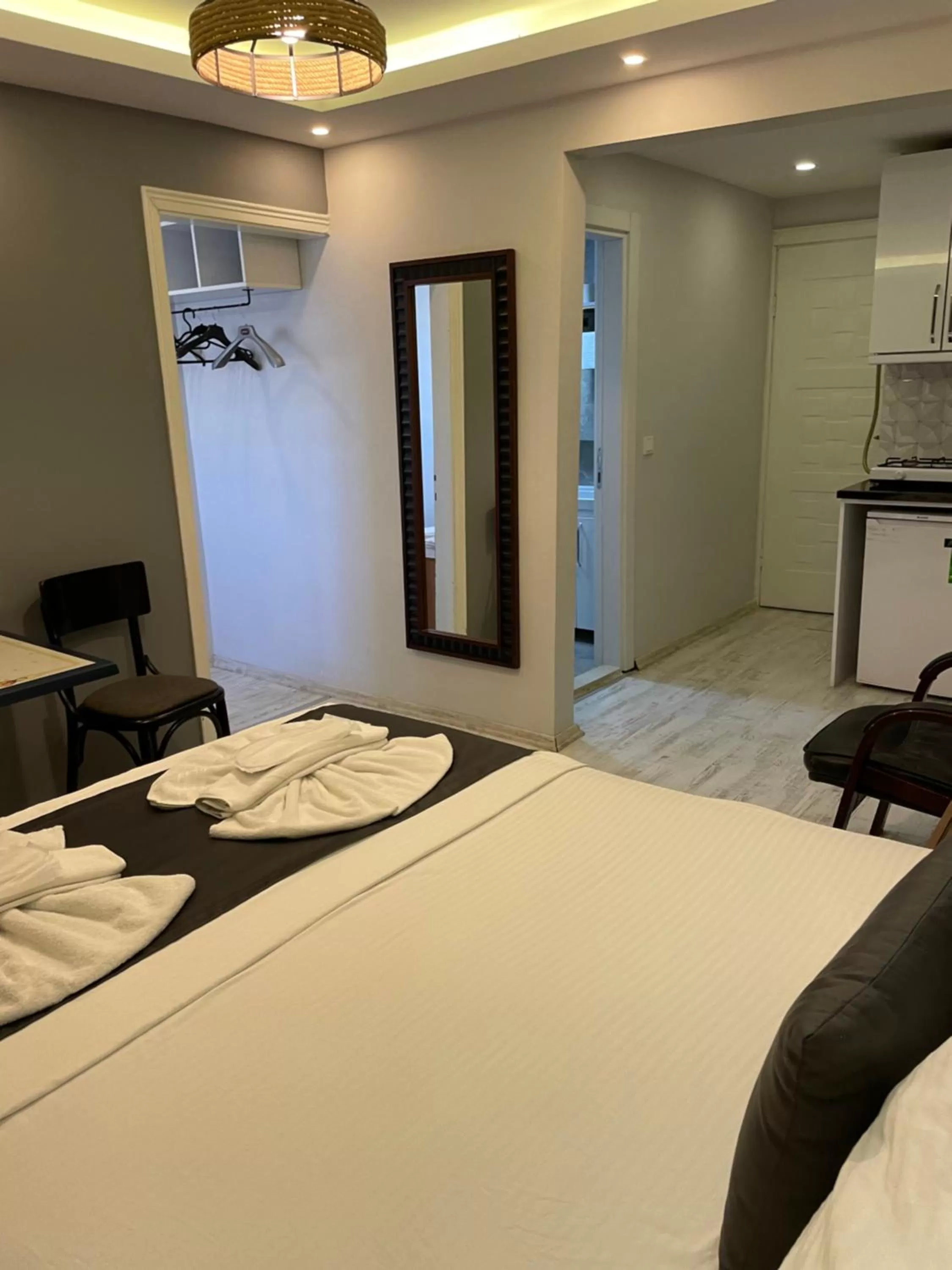 Bedroom, Bed in Arat Apartments