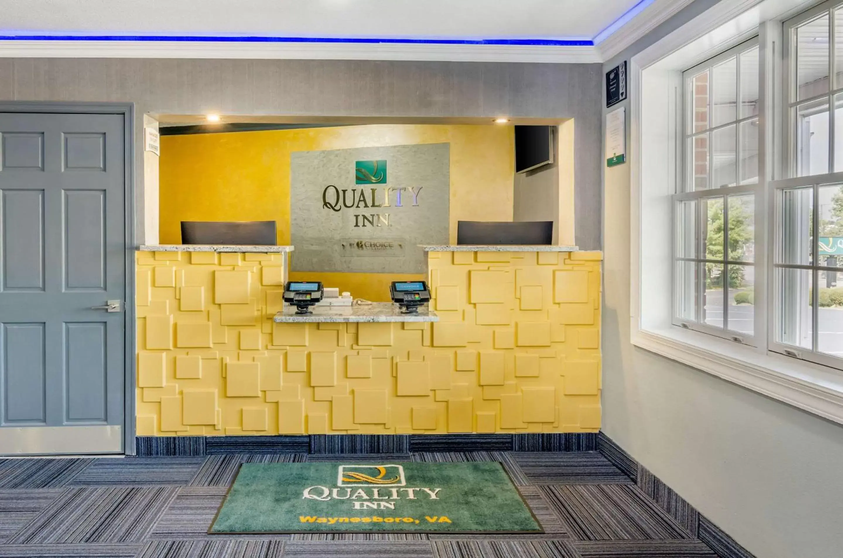 Lobby or reception in Quality Inn Waynesboro