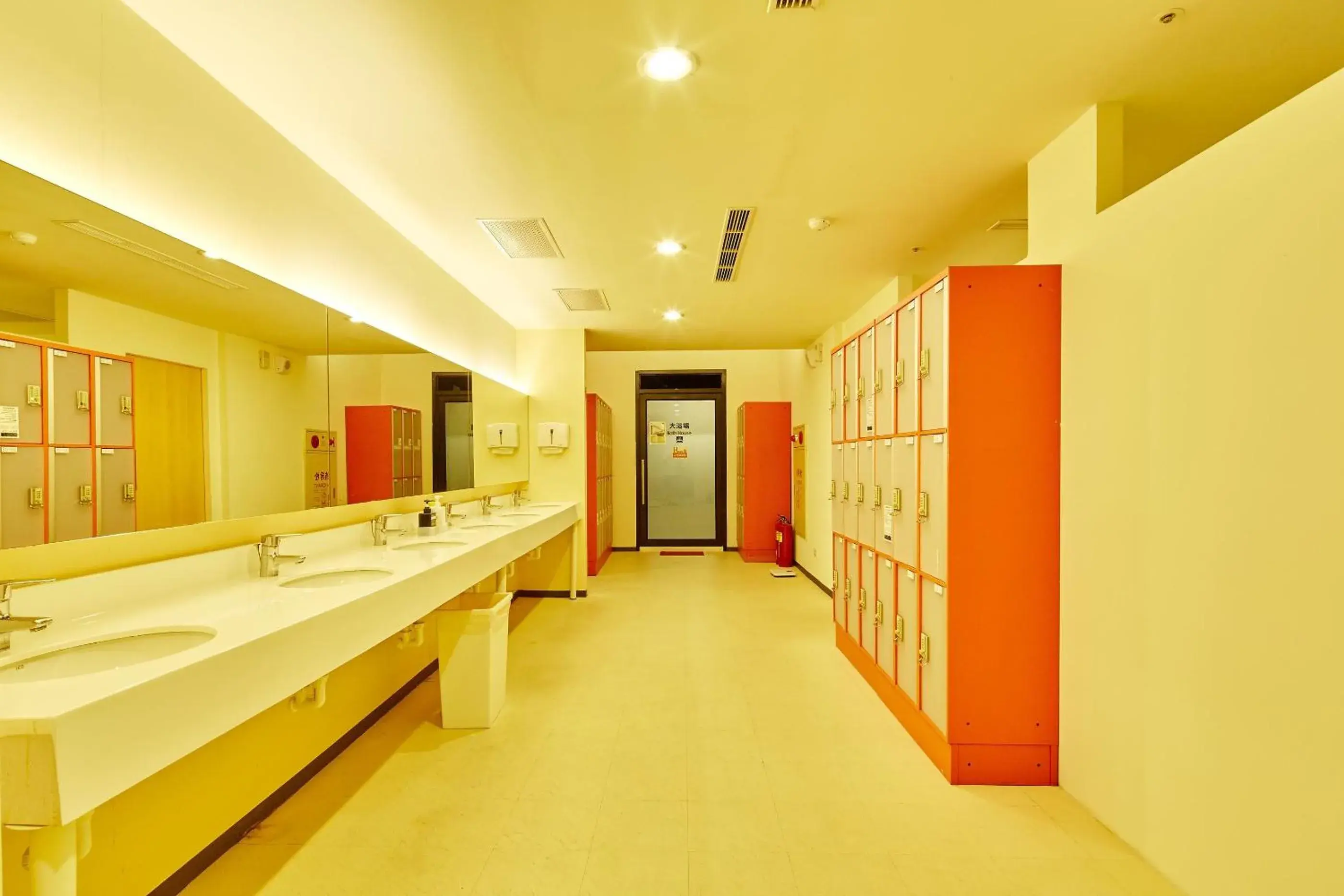 Area and facilities in Single Inn Kaohsiung