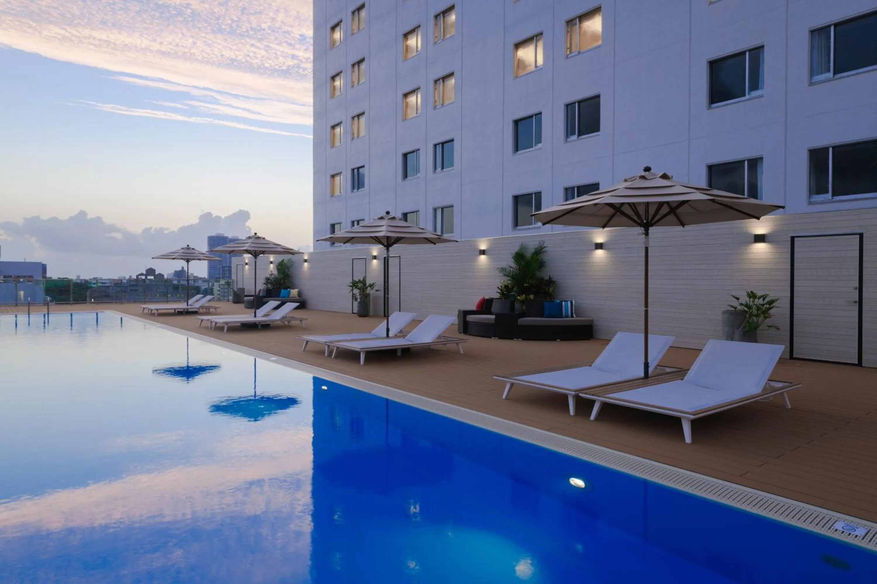Swimming pool in Novotel Okinawa Naha