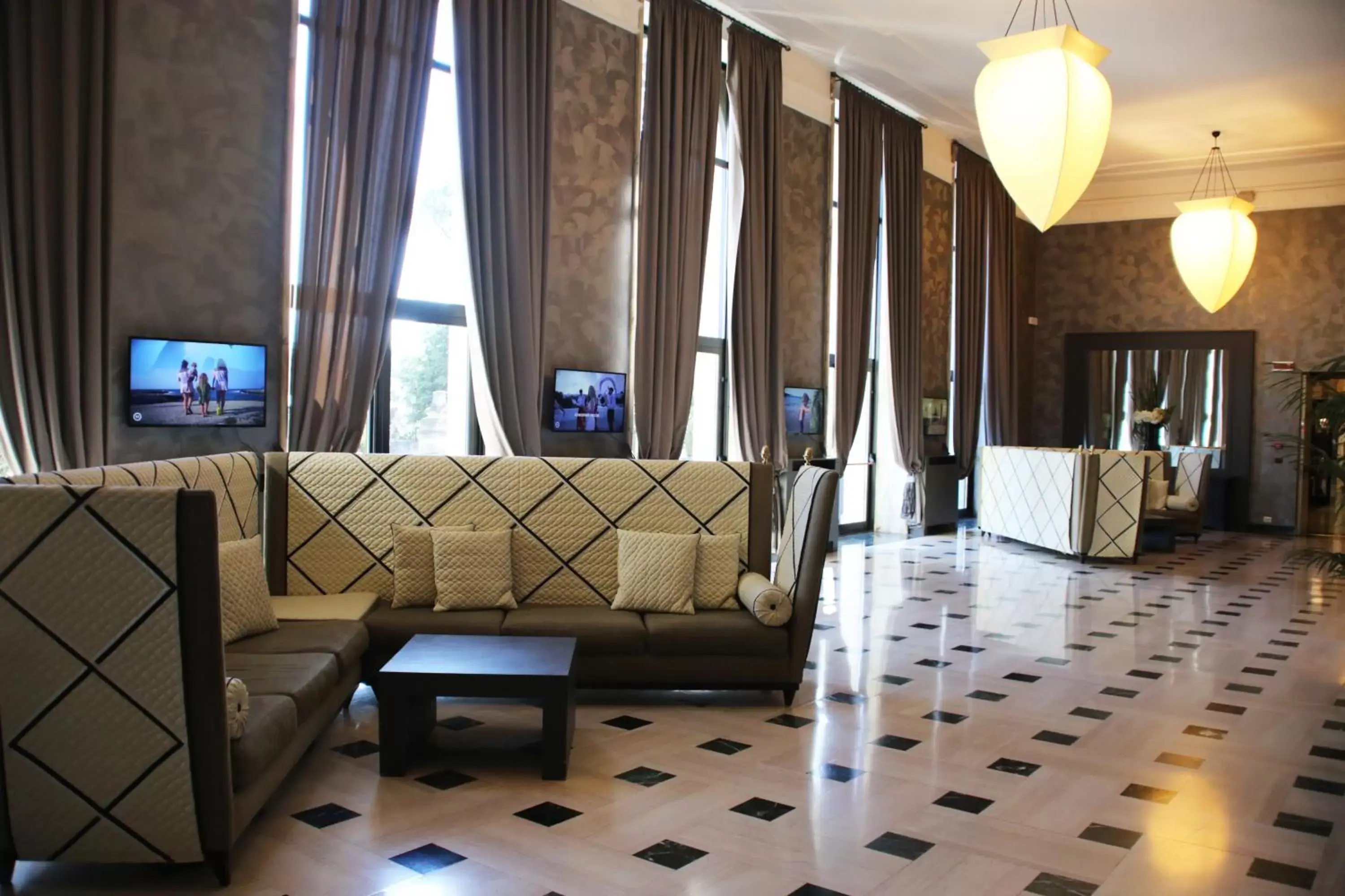 Living room, Seating Area in TH Roma - Carpegna Palace