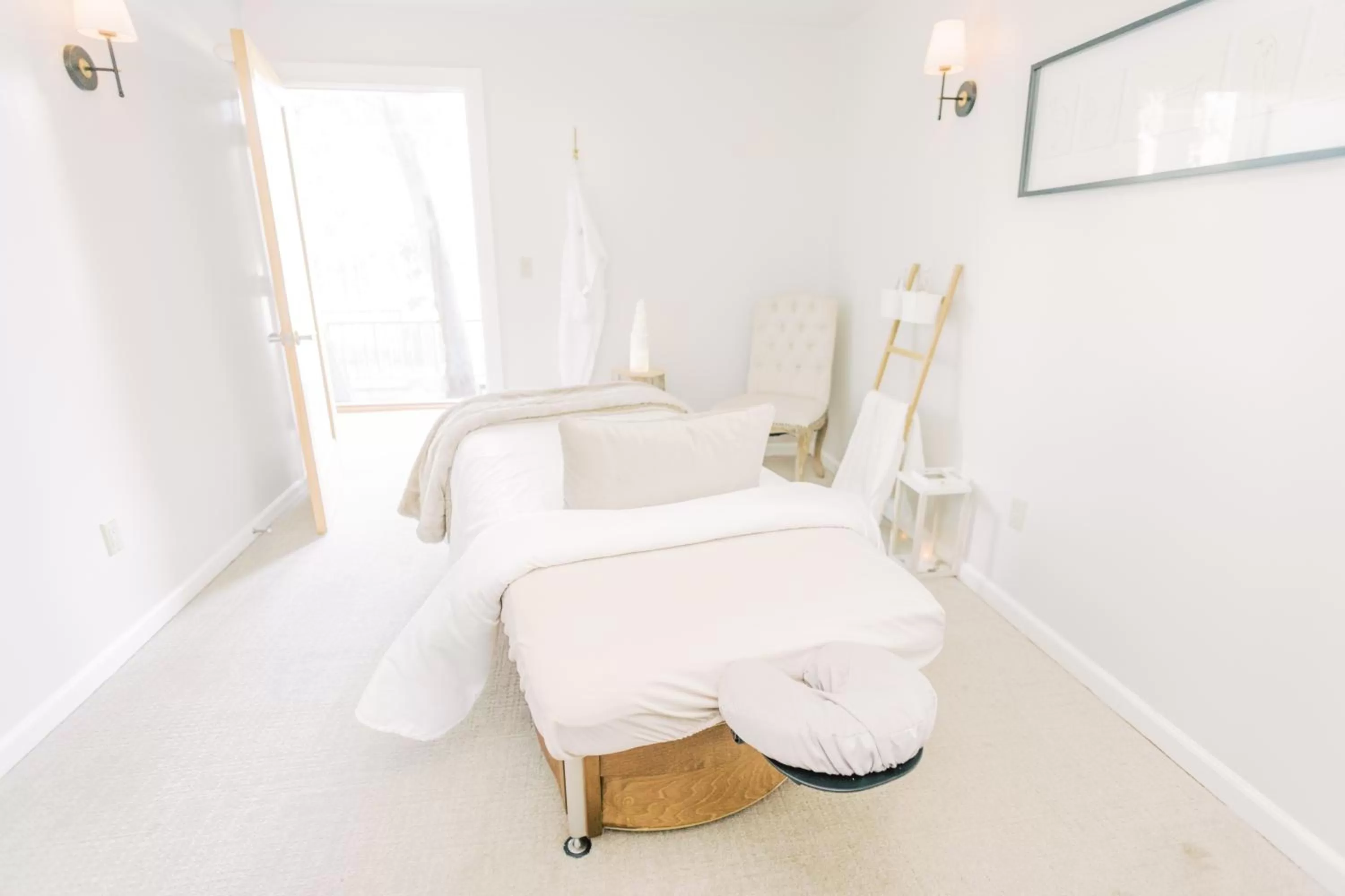 Spa and wellness centre/facilities, Bed in CALAMIGOS RANCH Resort & Spa