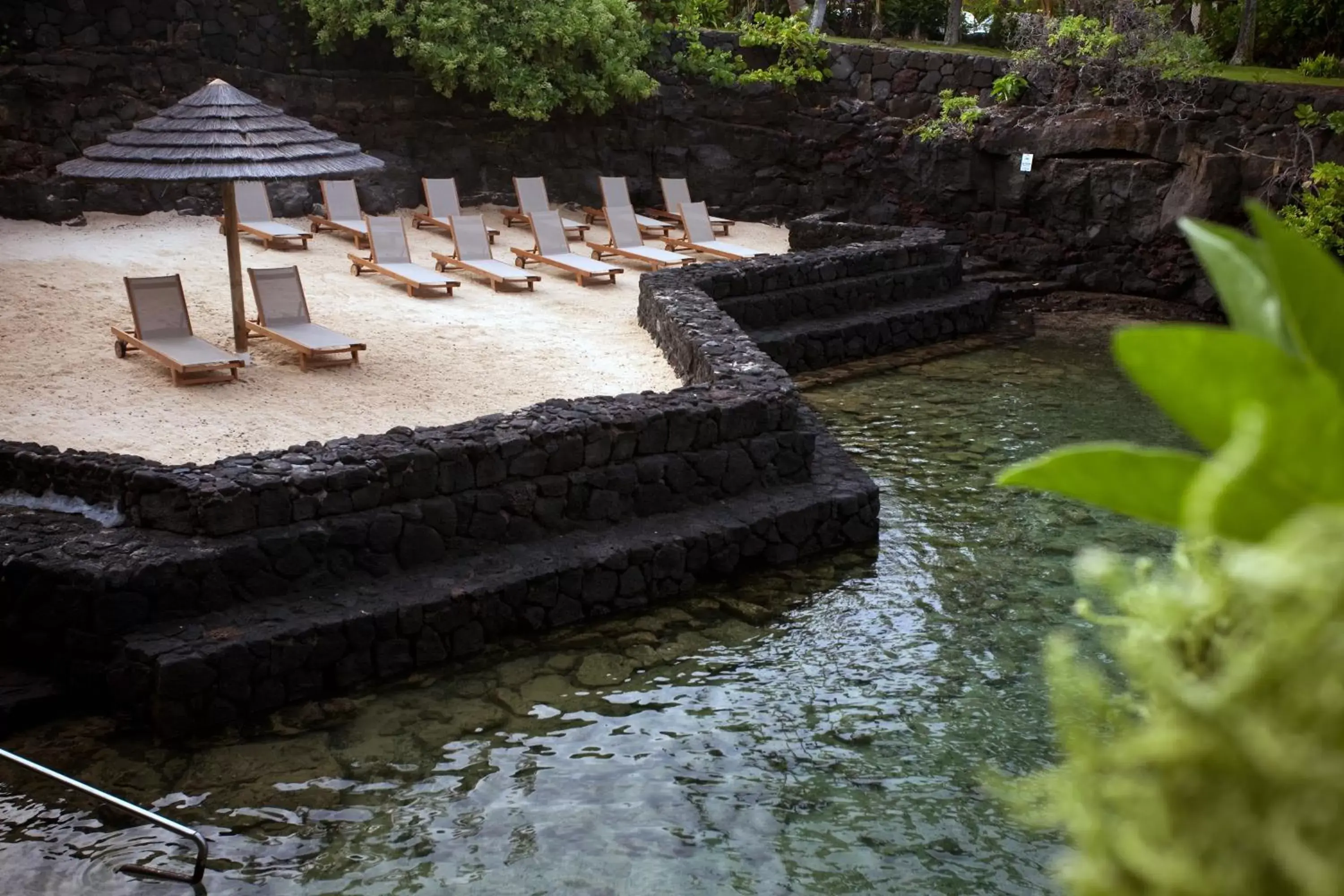 Beach, Pool View in Royal Kona Resort