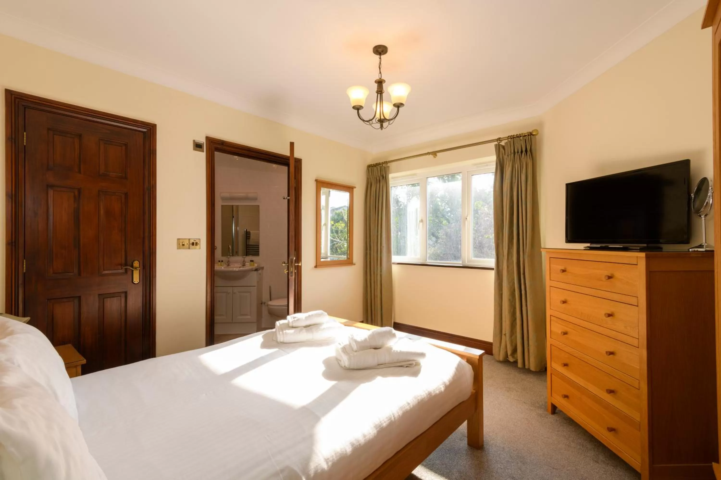 Bed in Porth Veor Manor Villas & Apartments