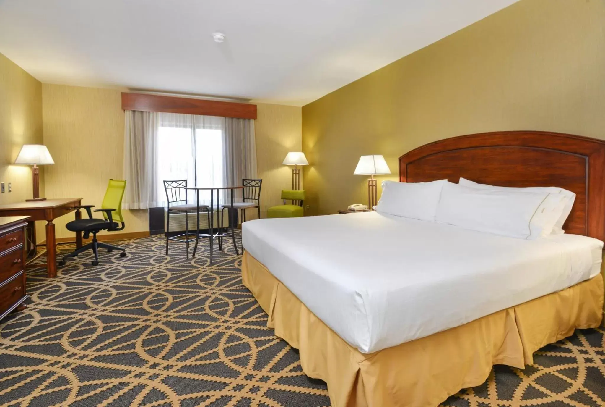 Photo of the whole room, Bed in Holiday Inn Express Boone, an IHG Hotel