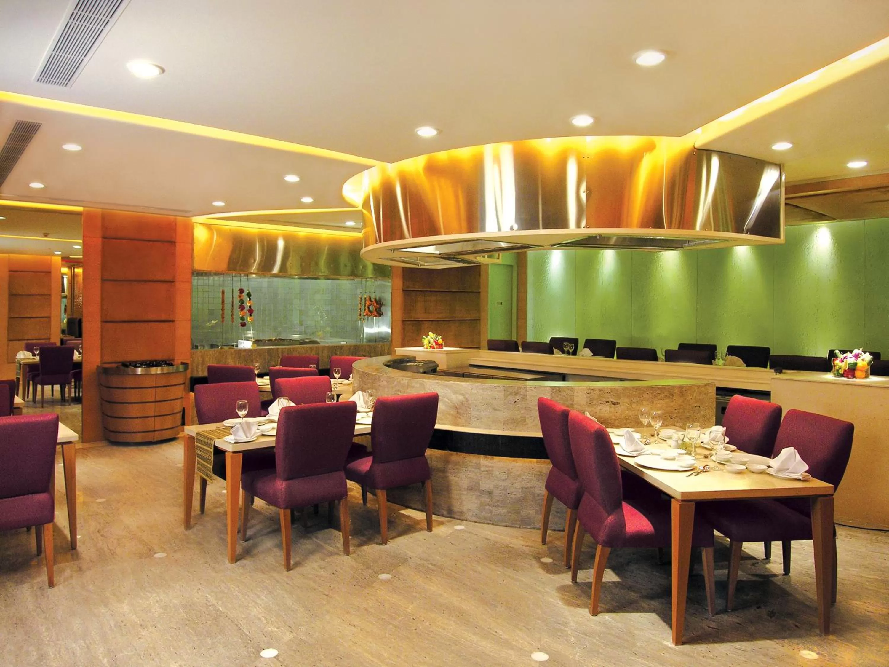Restaurant/places to eat in Taj Chandigarh
